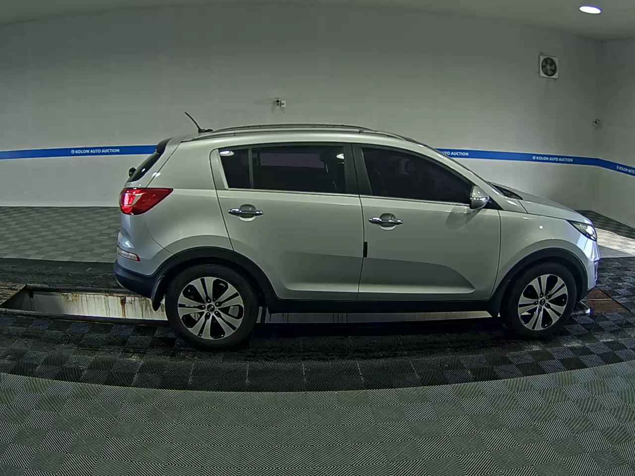 KIA SPORTAGE R DIESEL R2.0 2WD TLX PREMIUM 2011 - zdjęcie 4