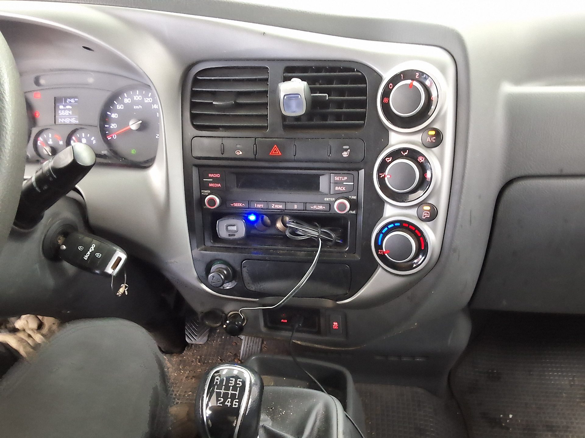 KIA BONGO III CARGO BUILT-IN BOX TRUCK 1 TON KING CAB 2018 - zdjęcie 20