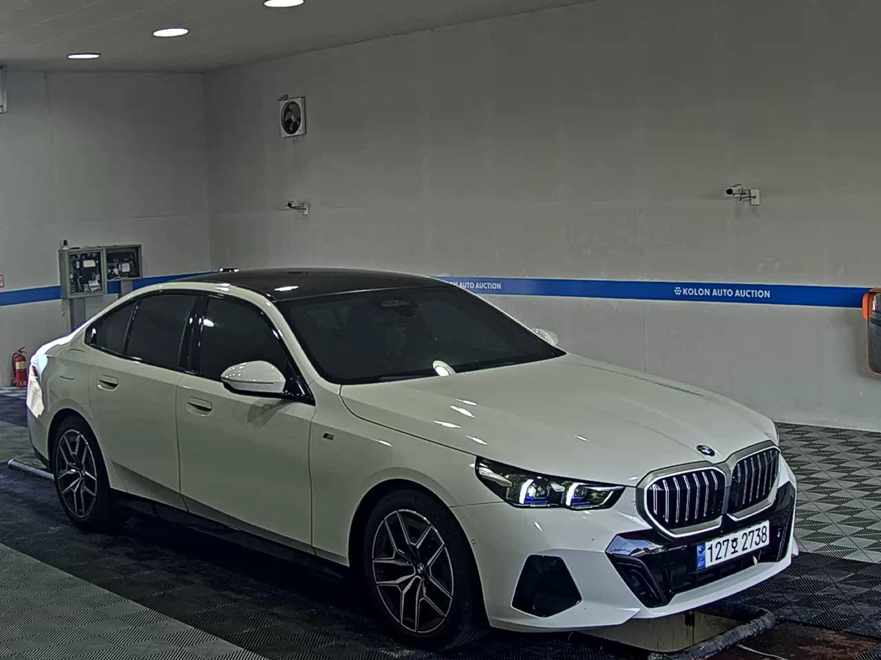 BMW 5 SERIES (8TH GEN) 520i M SPORT PACK 2024 - zdjęcie 3