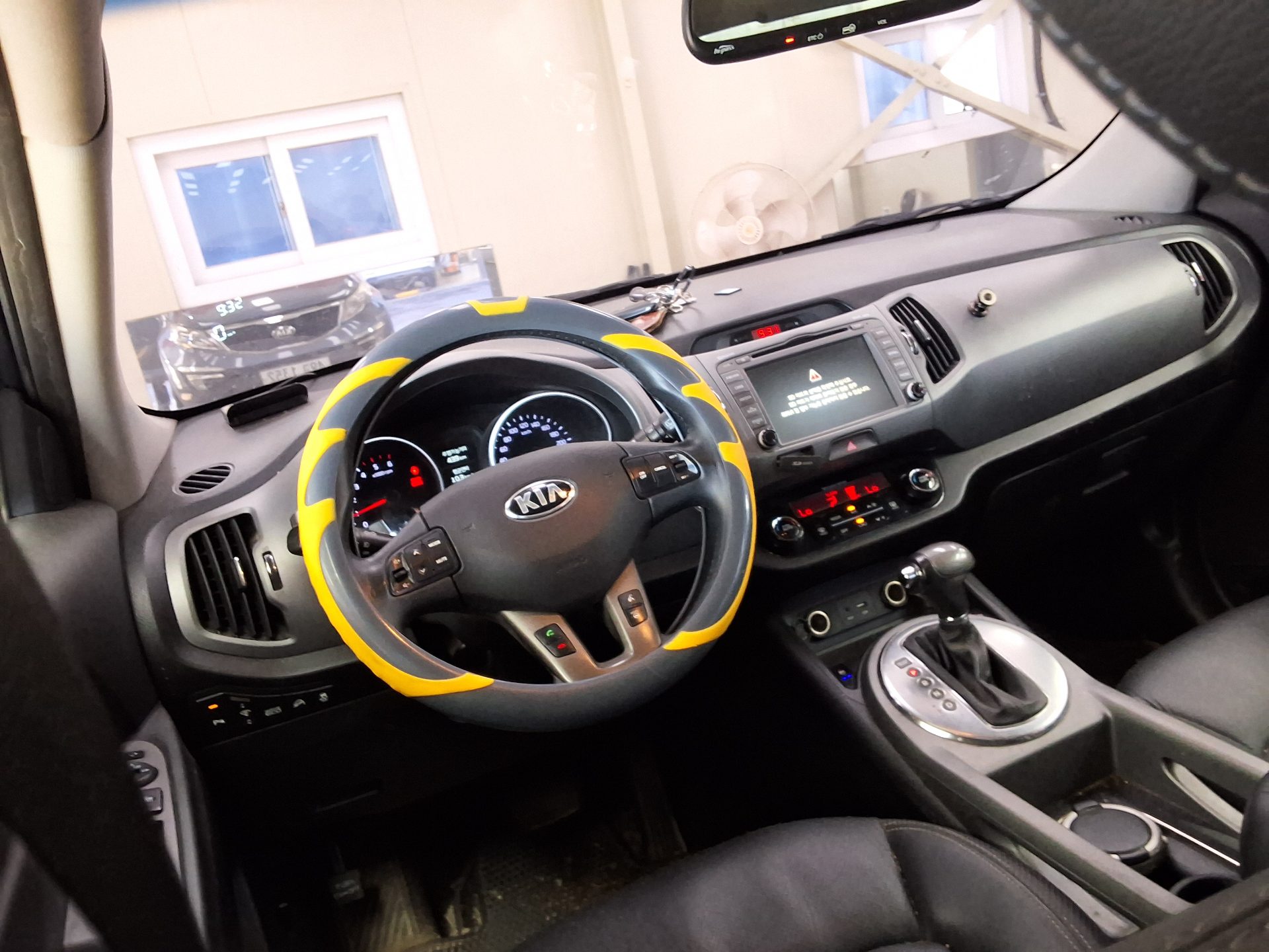 KIA THE NEW SPORTAGE R DIESEL R2.0 2WD PRESTIGE 2015 - zdjęcie 12