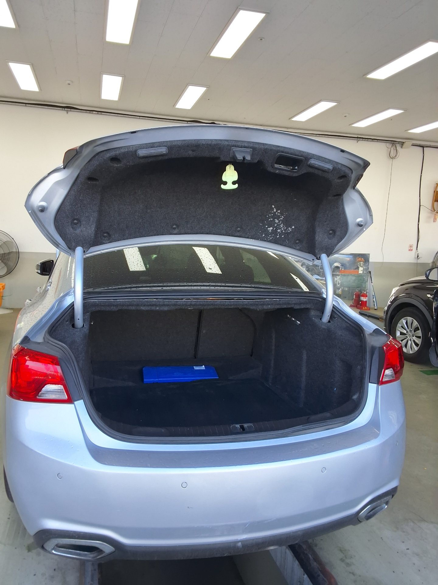 CHEVROLET (DAEWOO) IMPALA 2.5 LTZ 2016 - zdjęcie 15