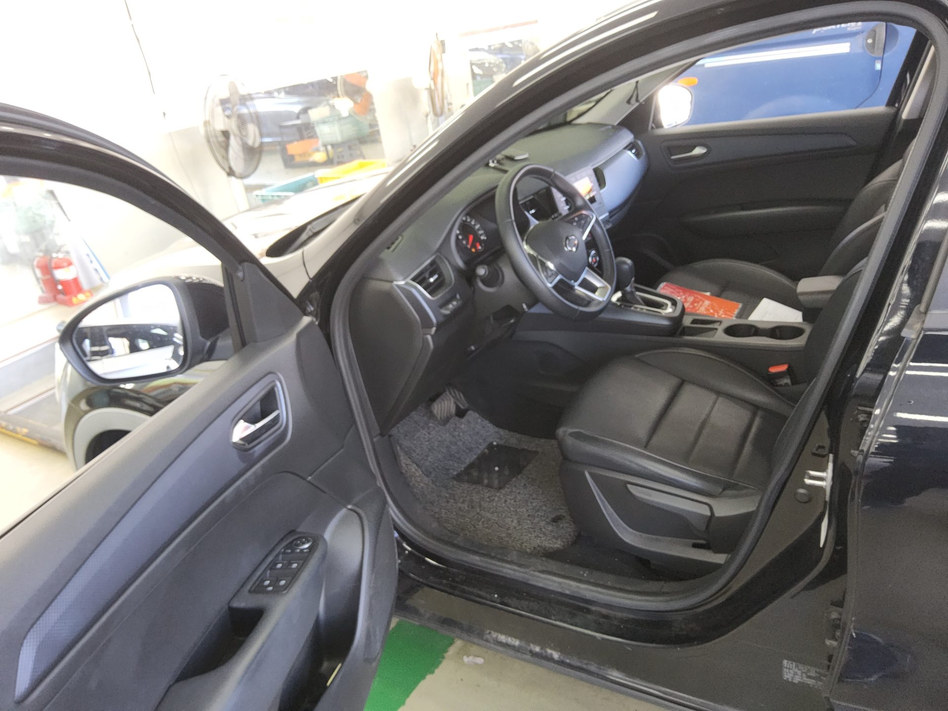 RENAULT (SAMSUNG) XM3 1.6 GTe LE 2022 - zdjęcie 10