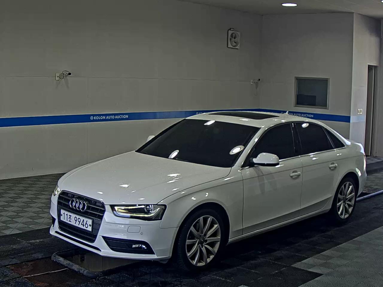 AUDI A4 (4TH GEN) 30 TDI DYNAMIC 2015 - zdjęcie 2