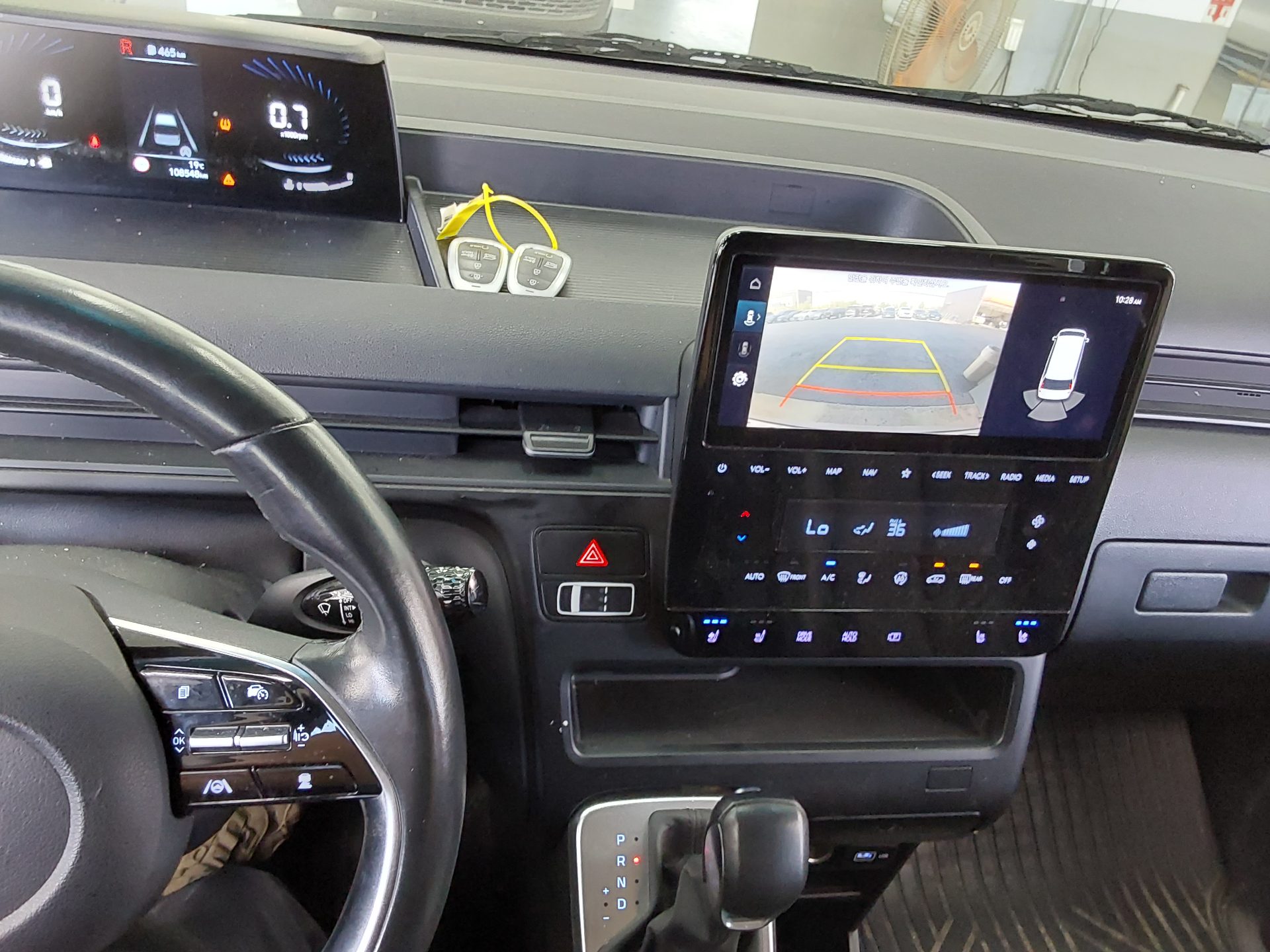 HYUNDAI STARIA 2.2 DIESEL CARGO 5-SEATER MODERN 2022 - zdjęcie 17