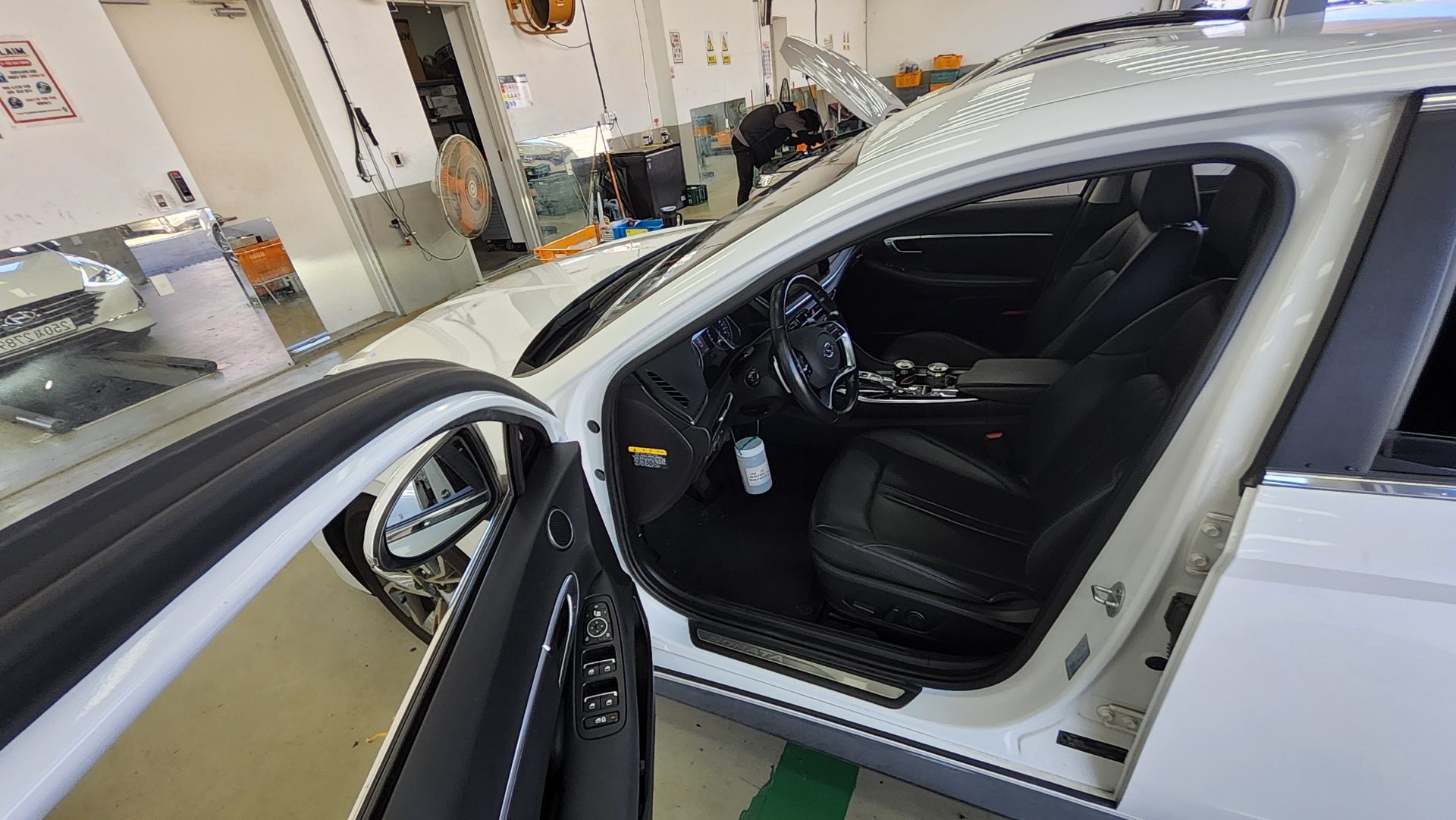 HYUNDAI SONATA (DN8) G2.0 PREMIUM FAMILY 2020 - zdjęcie 10