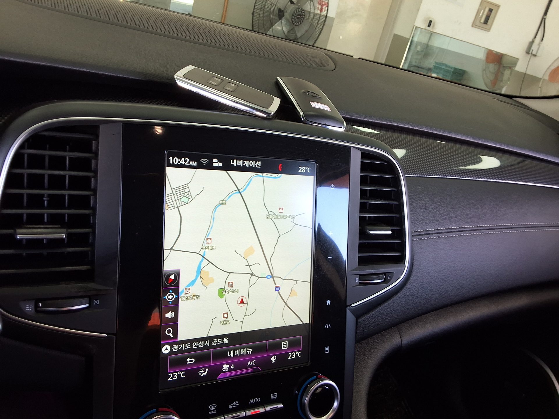 RENAULT (SAMSUNG) SM6 2.0 GDe LE 2019 - zdjęcie 18
