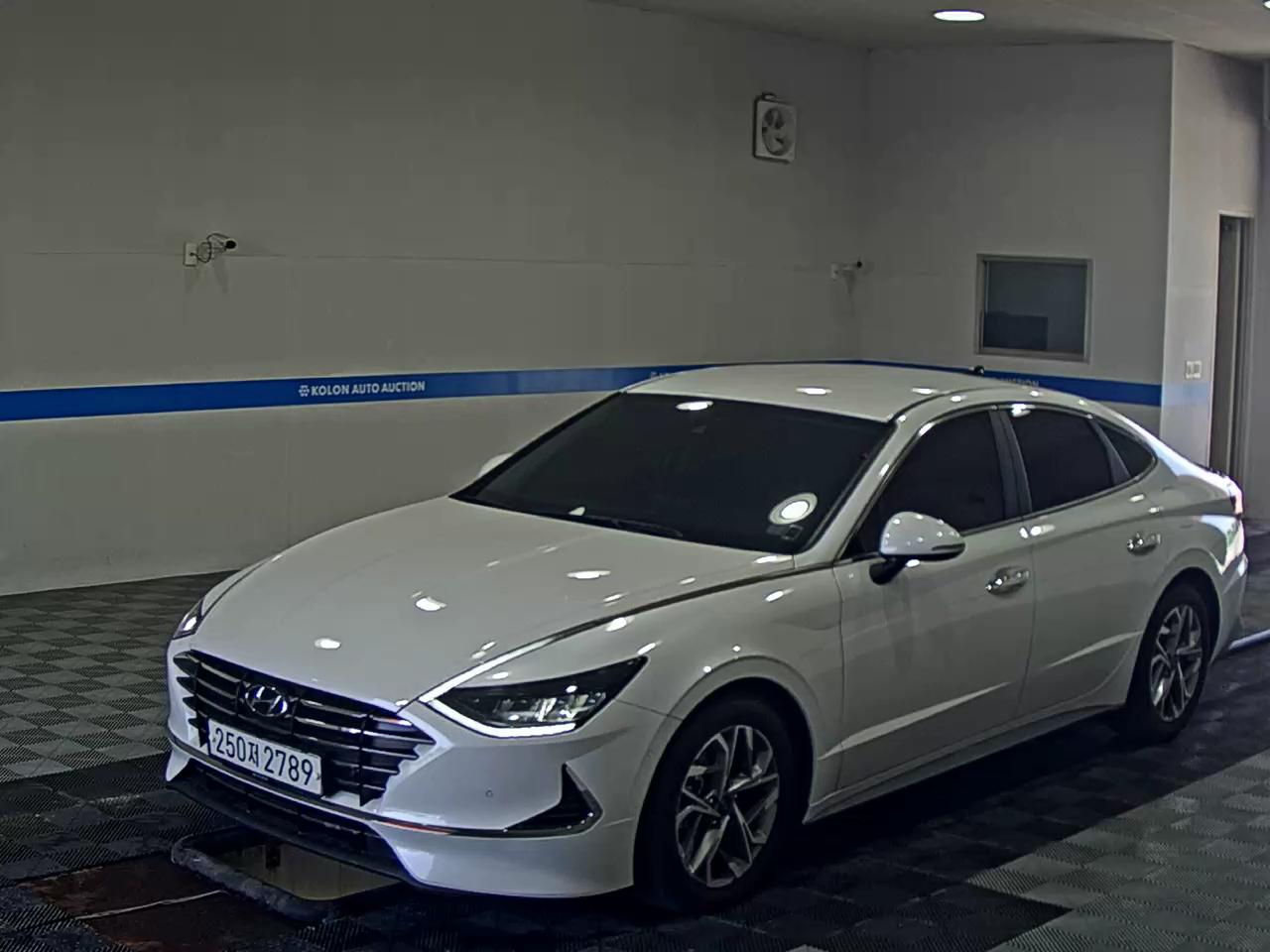 HYUNDAI SONATA (DN8) G2.0 PREMIUM FAMILY 2020 - zdjęcie 2