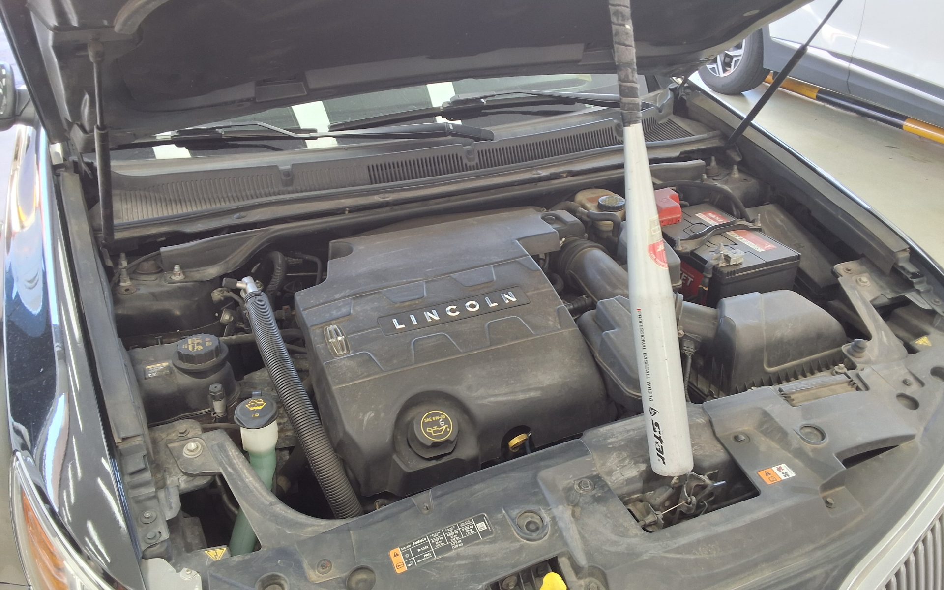 LINCOLN NEW MKS 3.7 FWD 2015 - zdjęcie 22