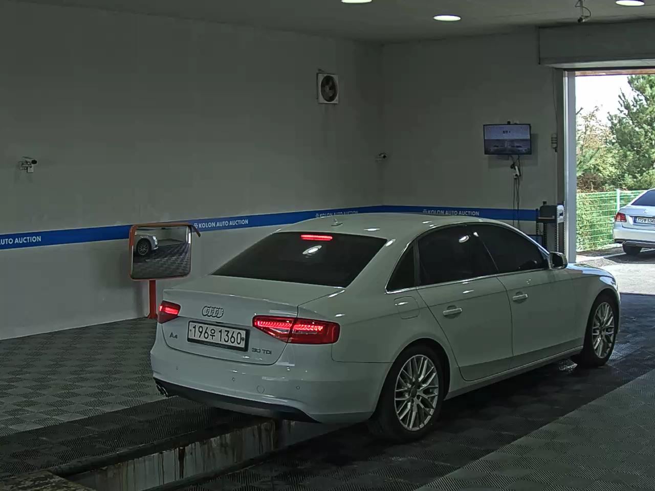 AUDI A4 (4TH GEN) 30 TDI DYNAMIC 2016 - zdjęcie 5
