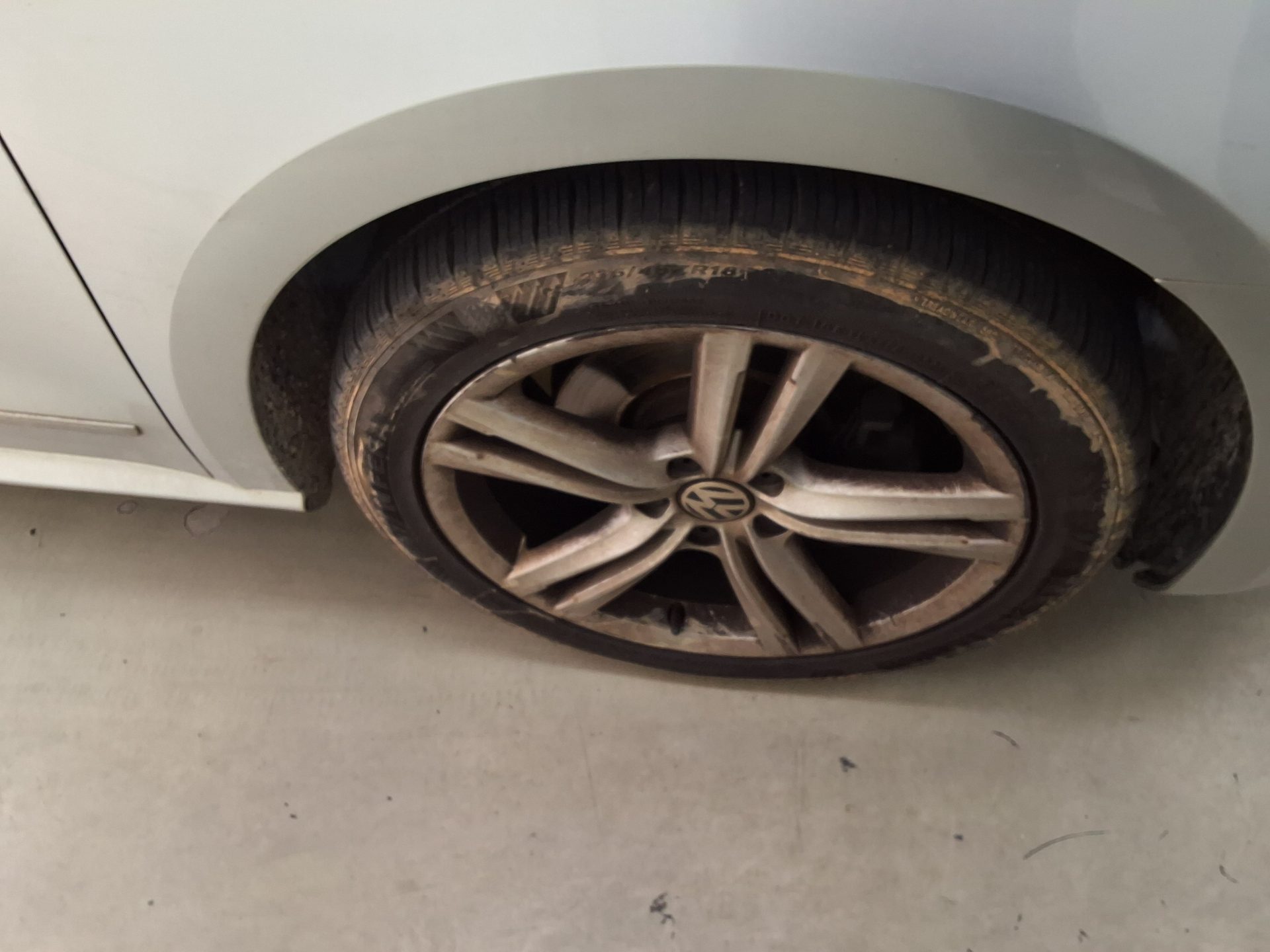 VOLKSWAGEN THE NEW PASSAT (7TH GEN) 2.0 TDI 2015 - zdjęcie 21