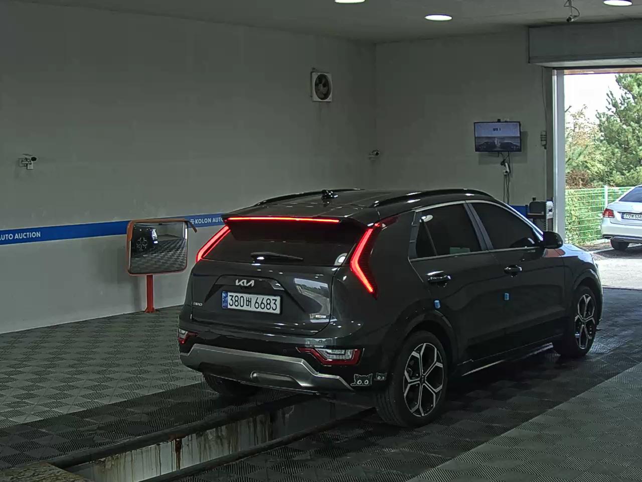 KIA THE ALL NEW NIRO 1.6 HEV PRESTIGE 2025 - zdjęcie 5