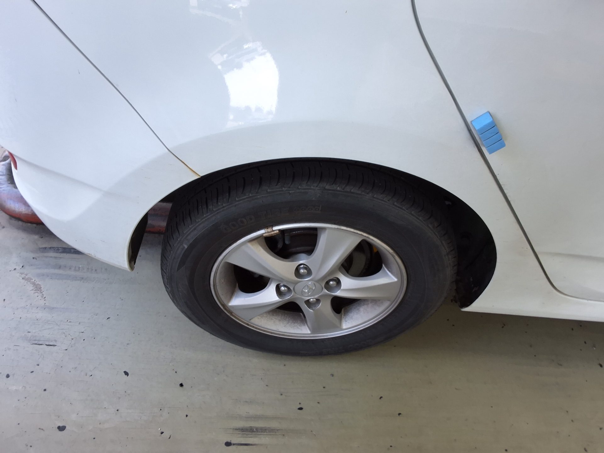 HYUNDAI NEW ACCENT WIT 1.6 VGT MODERN 2015 - zdjęcie 23