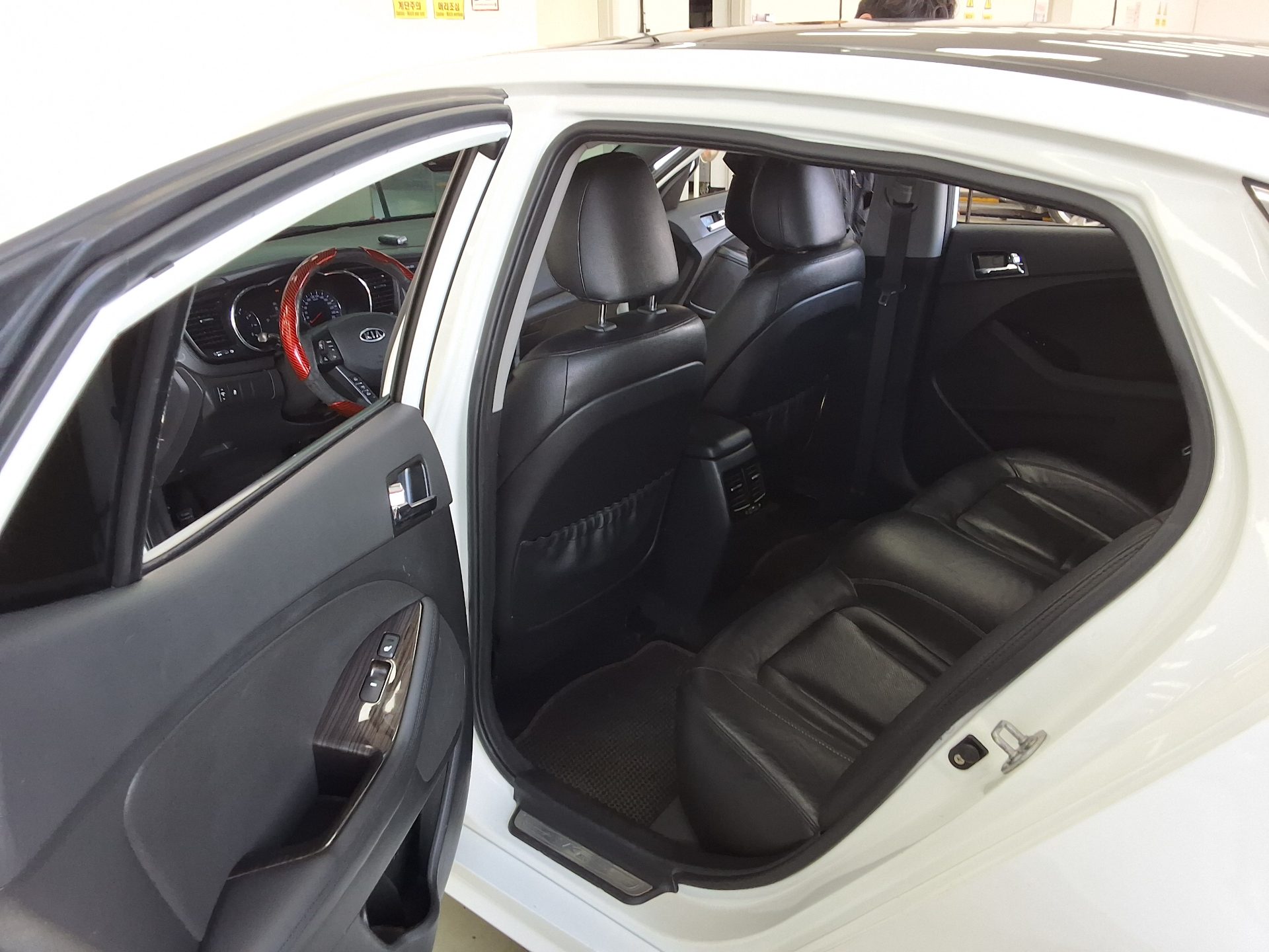 KIA K5 2.0 CVVT PRESTIGE 2012 - zdjęcie 12