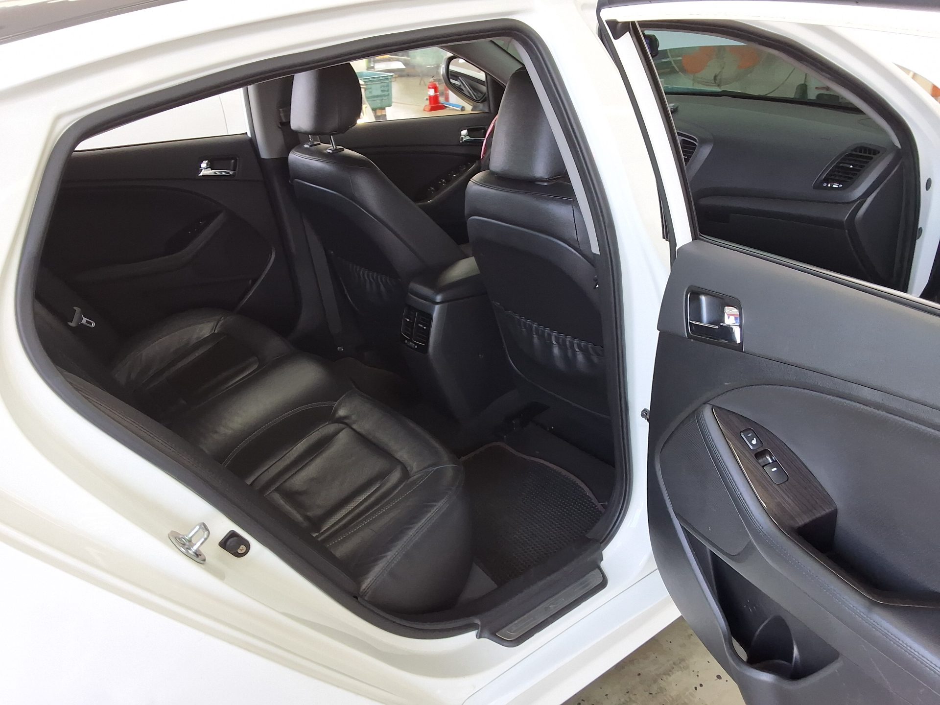 KIA K5 2.0 CVVT PRESTIGE 2012 - zdjęcie 13