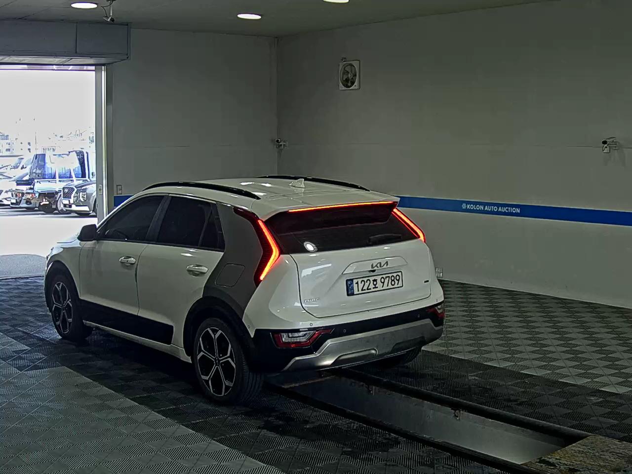 KIA THE ALL NEW NIRO 1.6 HEV SIGNATURE 2022 - zdjęcie 6