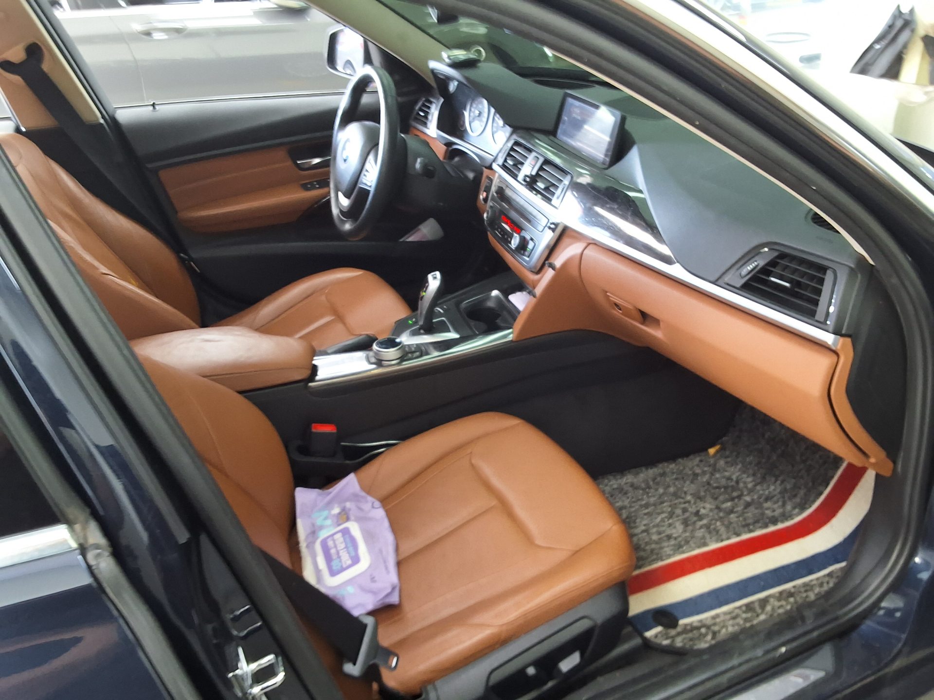 BMW 3 SERIES (6TH GEN) 320d LUXURY 2012 - zdjęcie 15