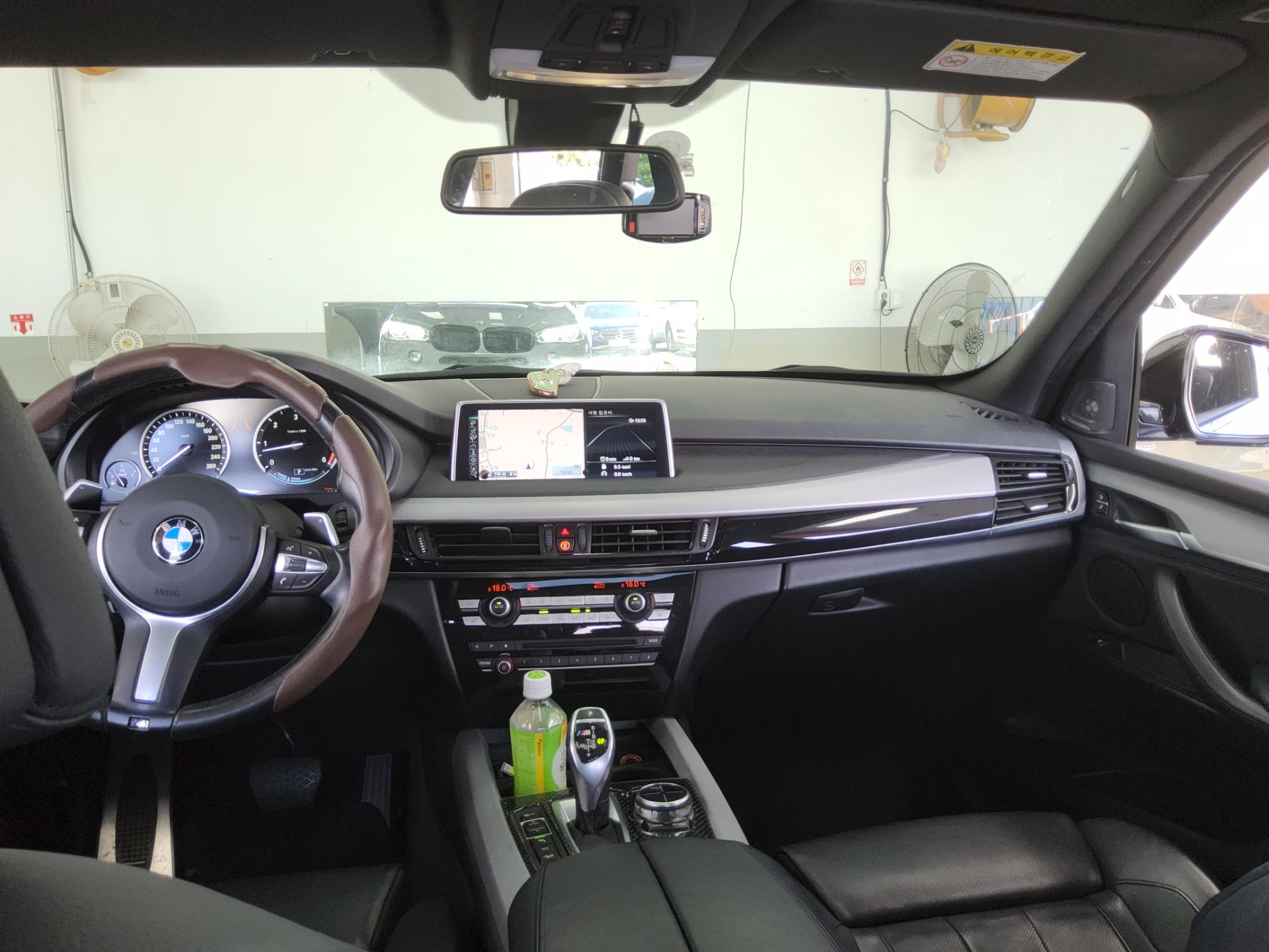 BMW X5 (3RD GEN) M50d xDRIVE LAUNCH PACK 2014 - zdjęcie 11