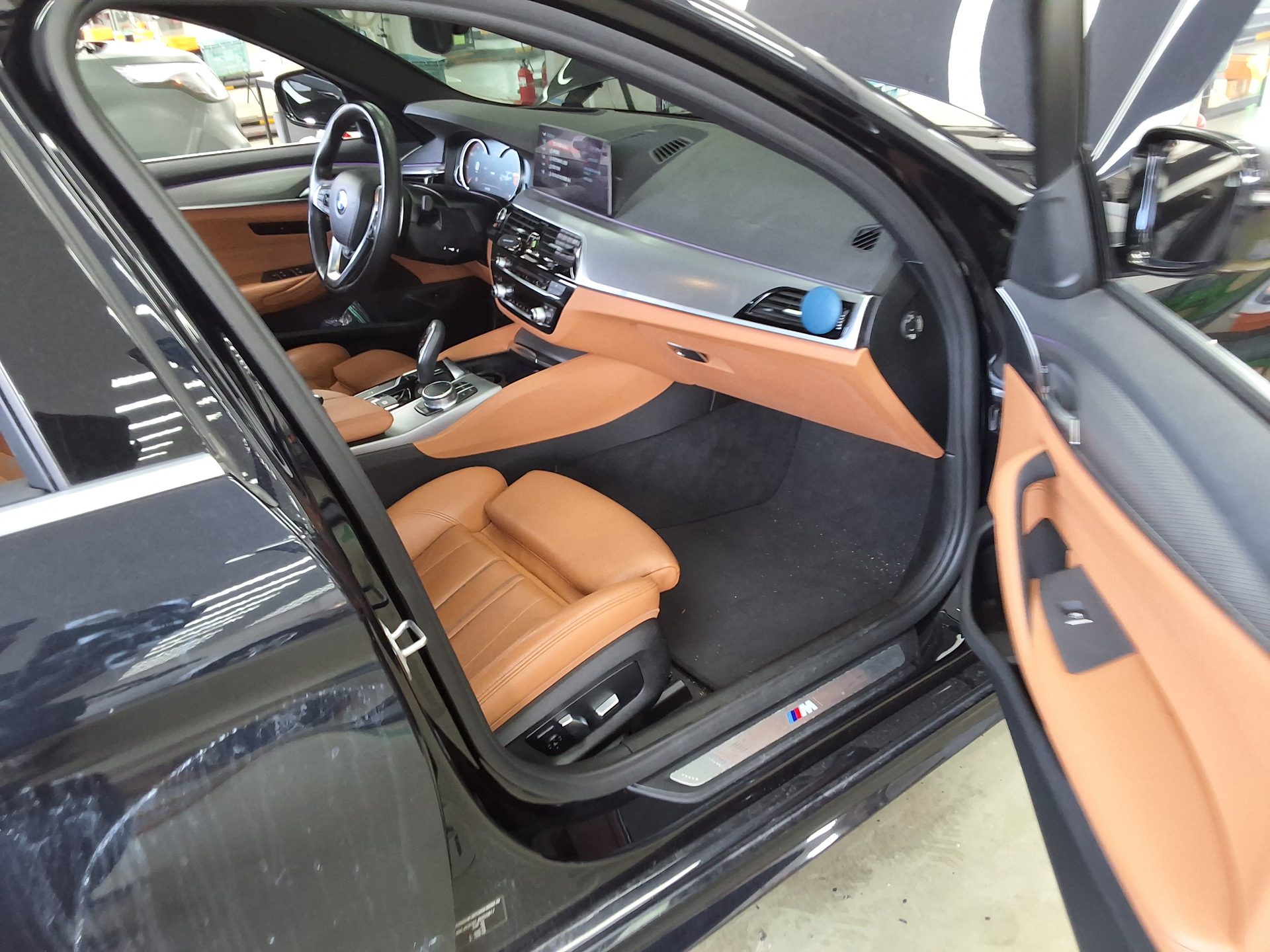 BMW 5 SERIES (7TH GEN) 530i M SPORT PACK 2018 - zdjęcie 14