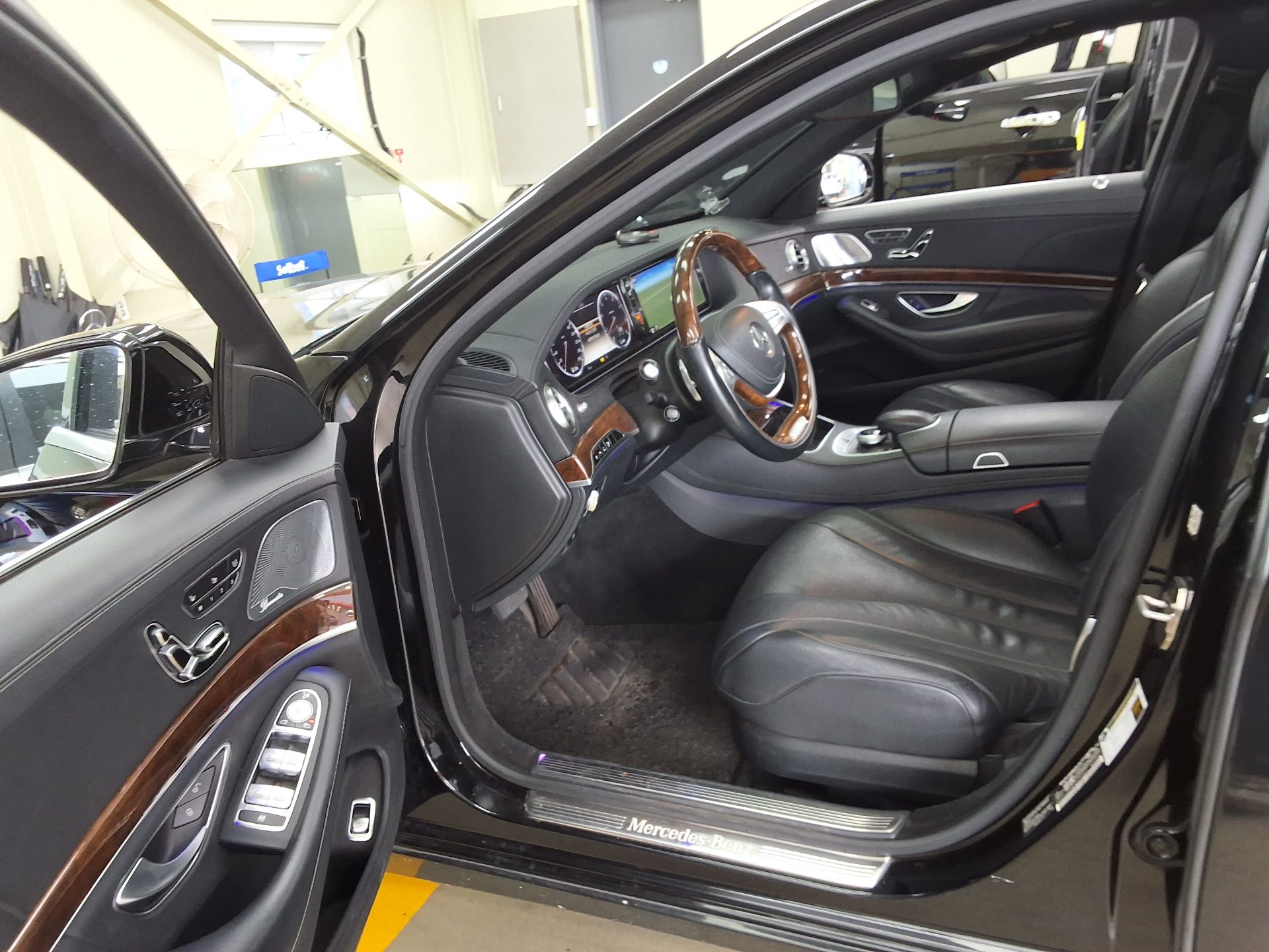 MERCEDES-BENZ S-CLASS (5TH GEN) S550L 4MATIC 2014 - zdjęcie 11