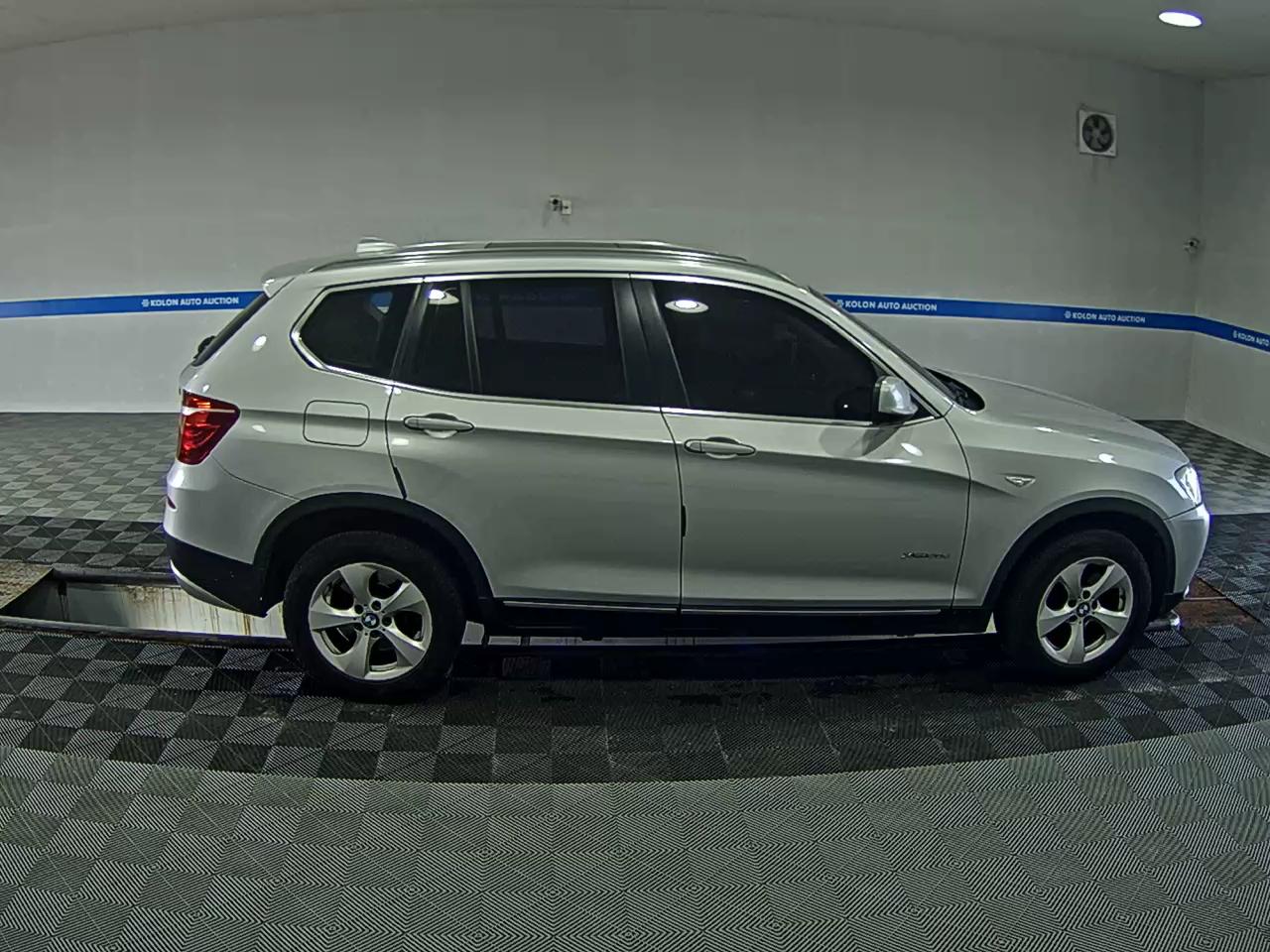 BMW X3 (2ND GEN) 20d xDRIVE HIGH 2014 - zdjęcie 4