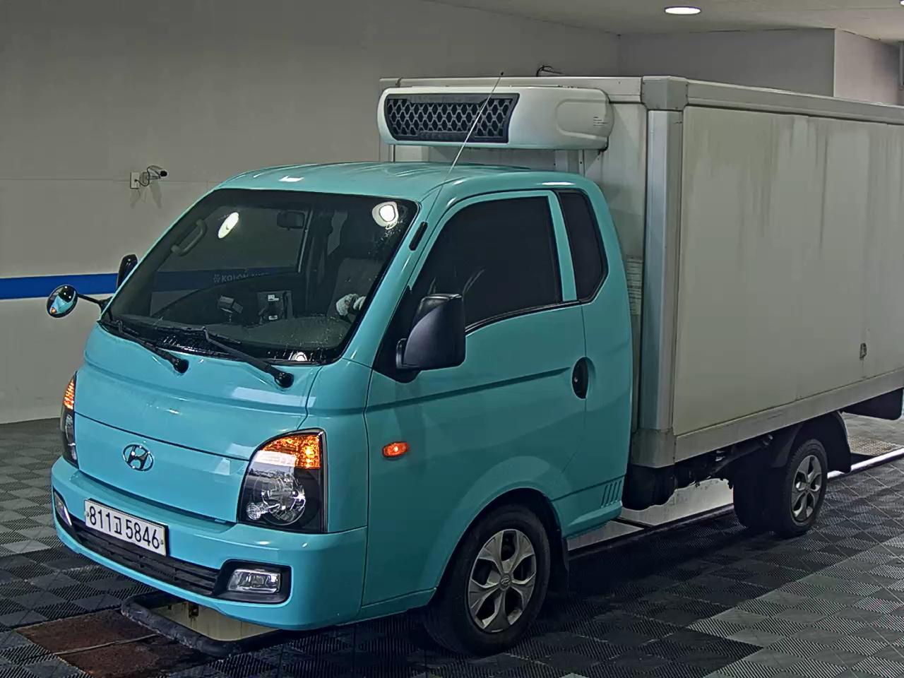 HYUNDAI PORTER II FREEZER BOX TRUCK SUPER CAB TWIN COMPRESSOR 2019 - zdjęcie 2