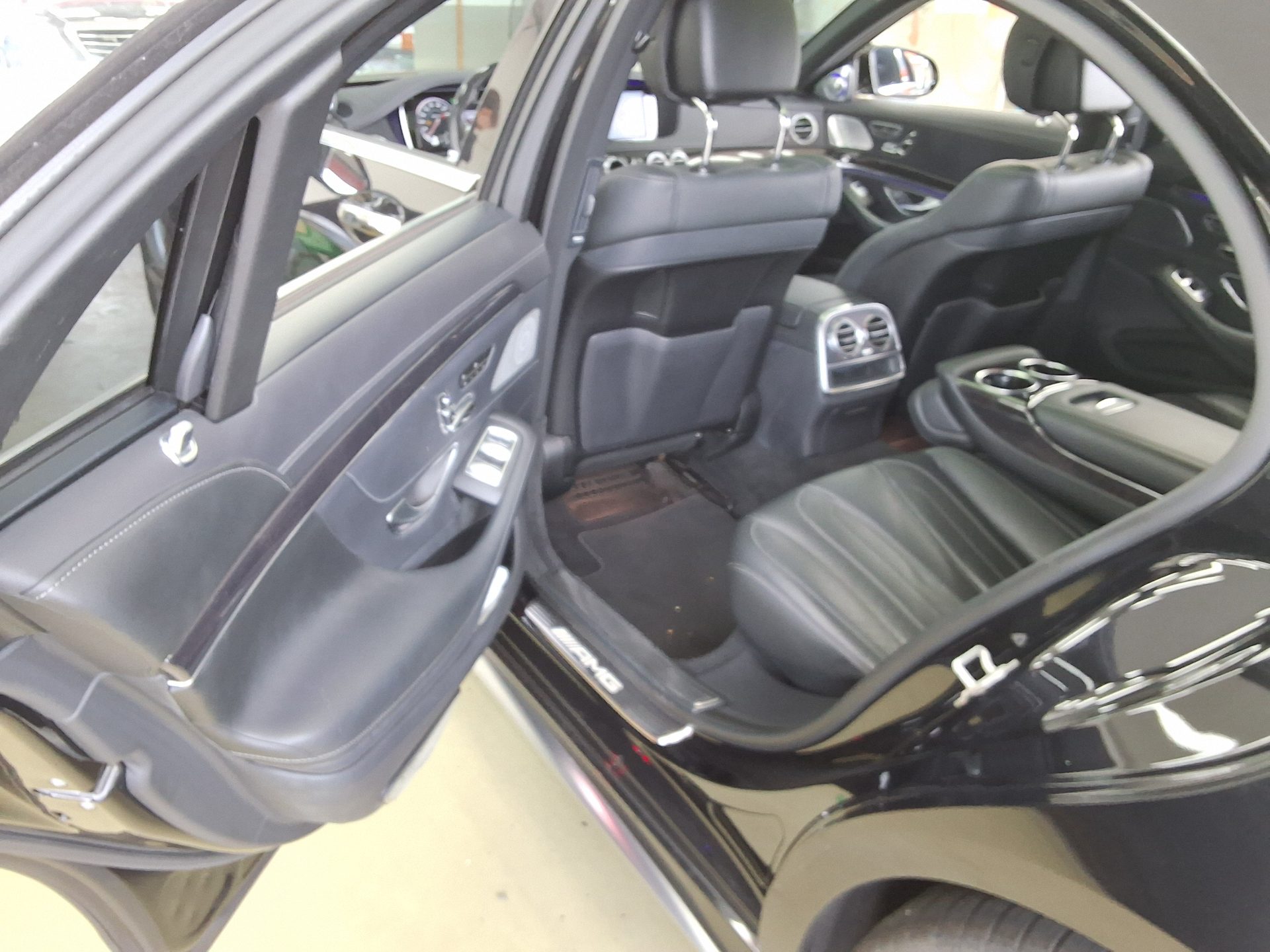 MERCEDES-BENZ S-CLASS (6TH GEN) S63L AMG 4MATIC 2016 - zdjęcie 12