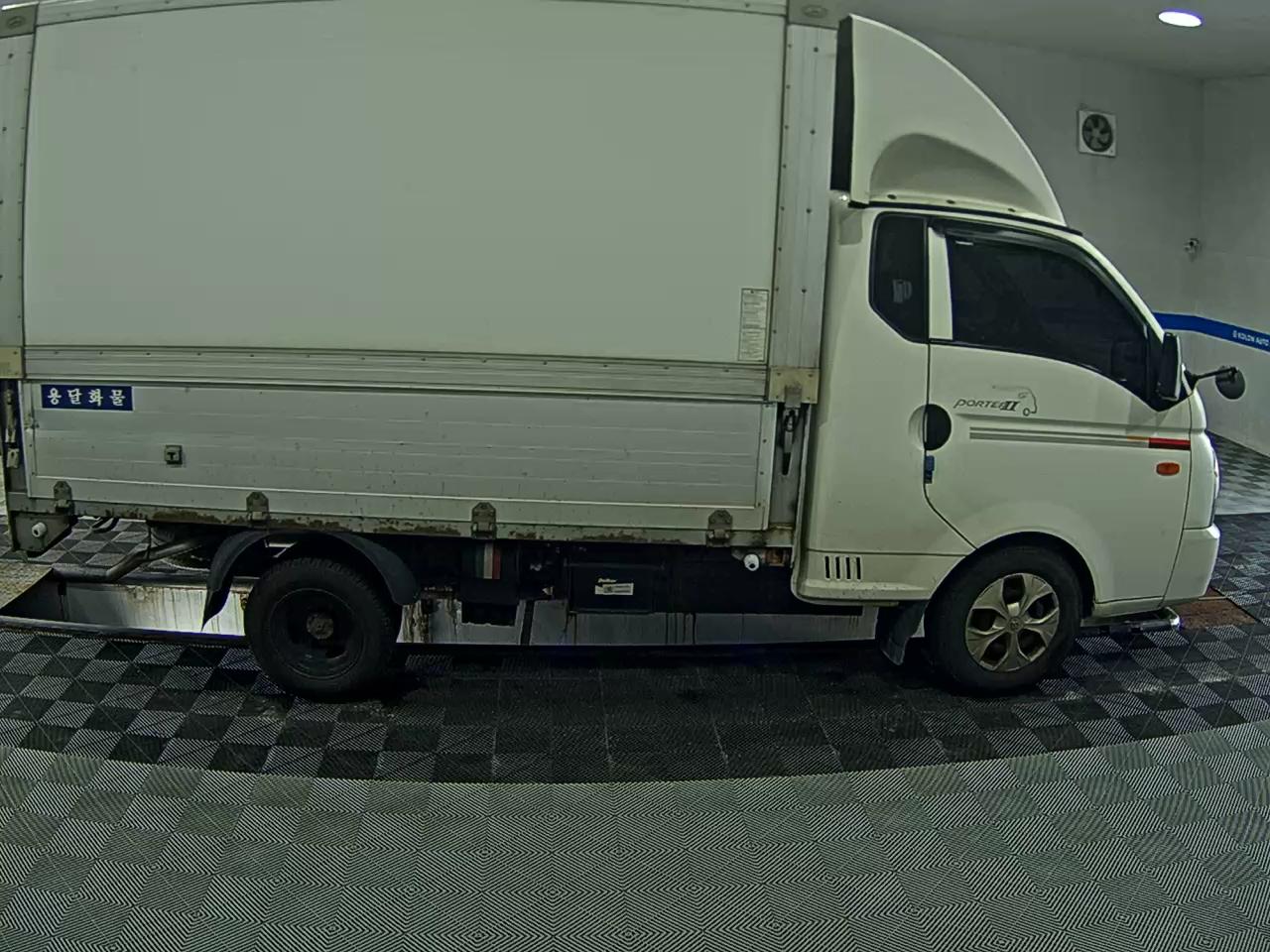 HYUNDAI PORTER II WING BODY ELECTRIC 2019 - zdjęcie 4