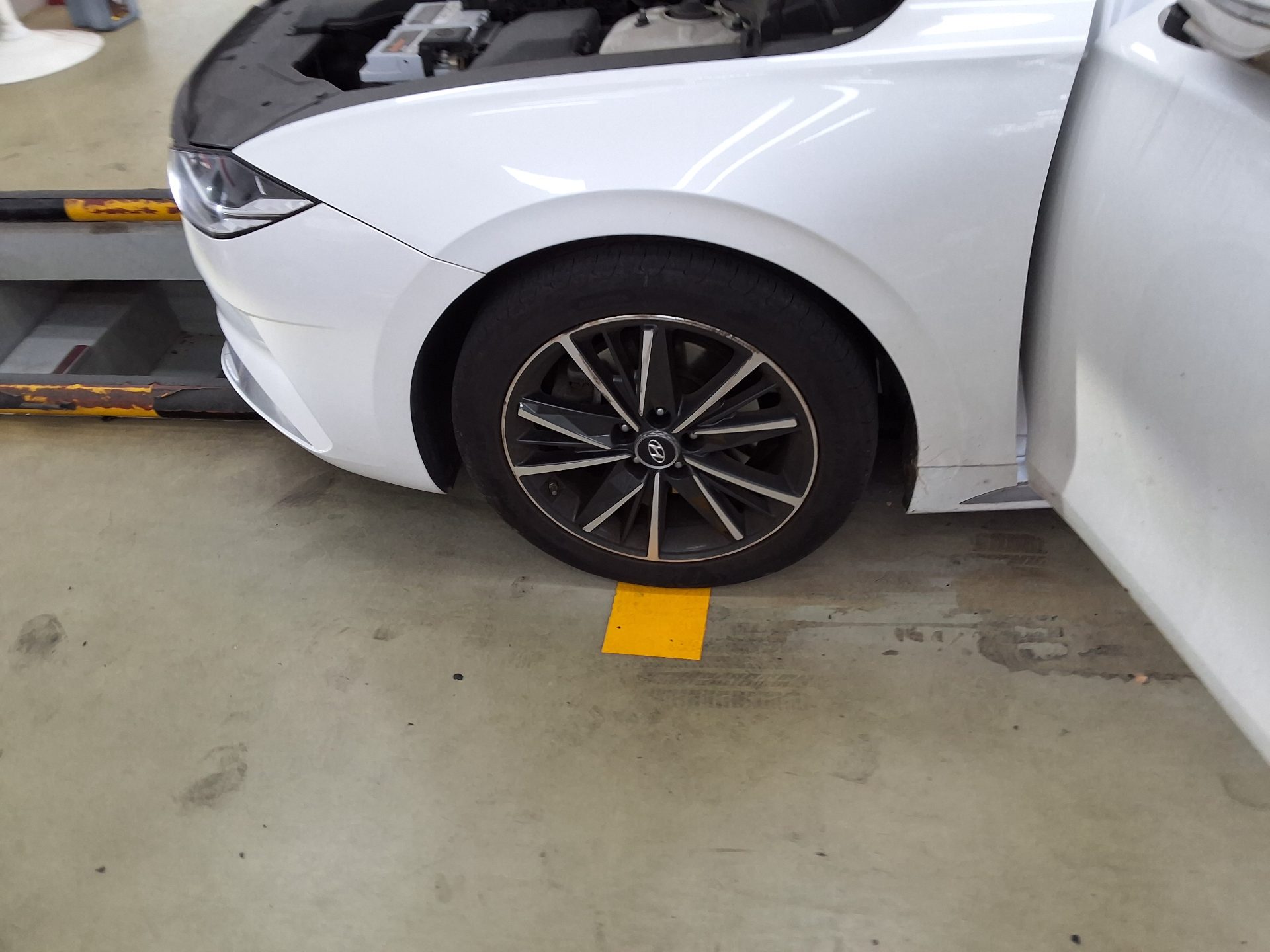 HYUNDAI THE NEW GRANDEUR IG GASOLINE 2.5 PREMIUM CHOICE 2020 - zdjęcie 20
