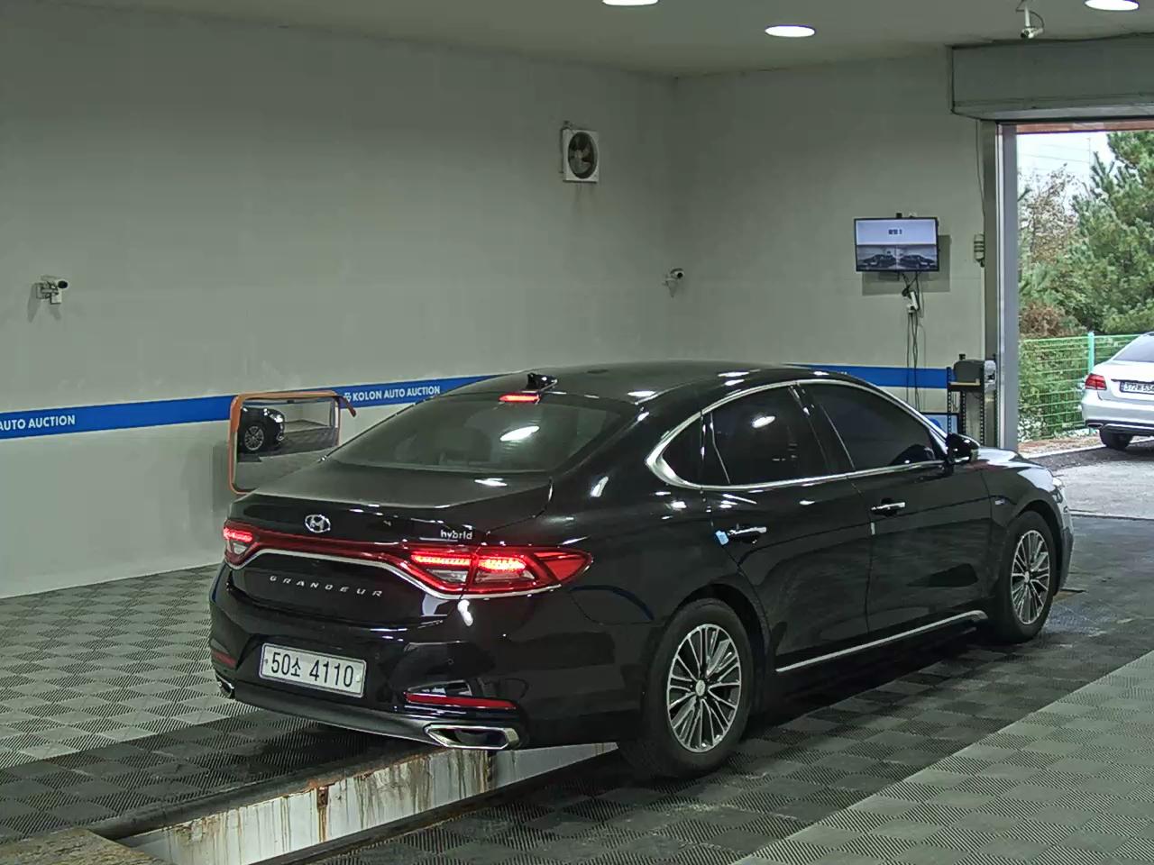 HYUNDAI GRANDEUR IG HYBRID 2.4 HEV EXCLUSIVE 2019 - zdjęcie 5