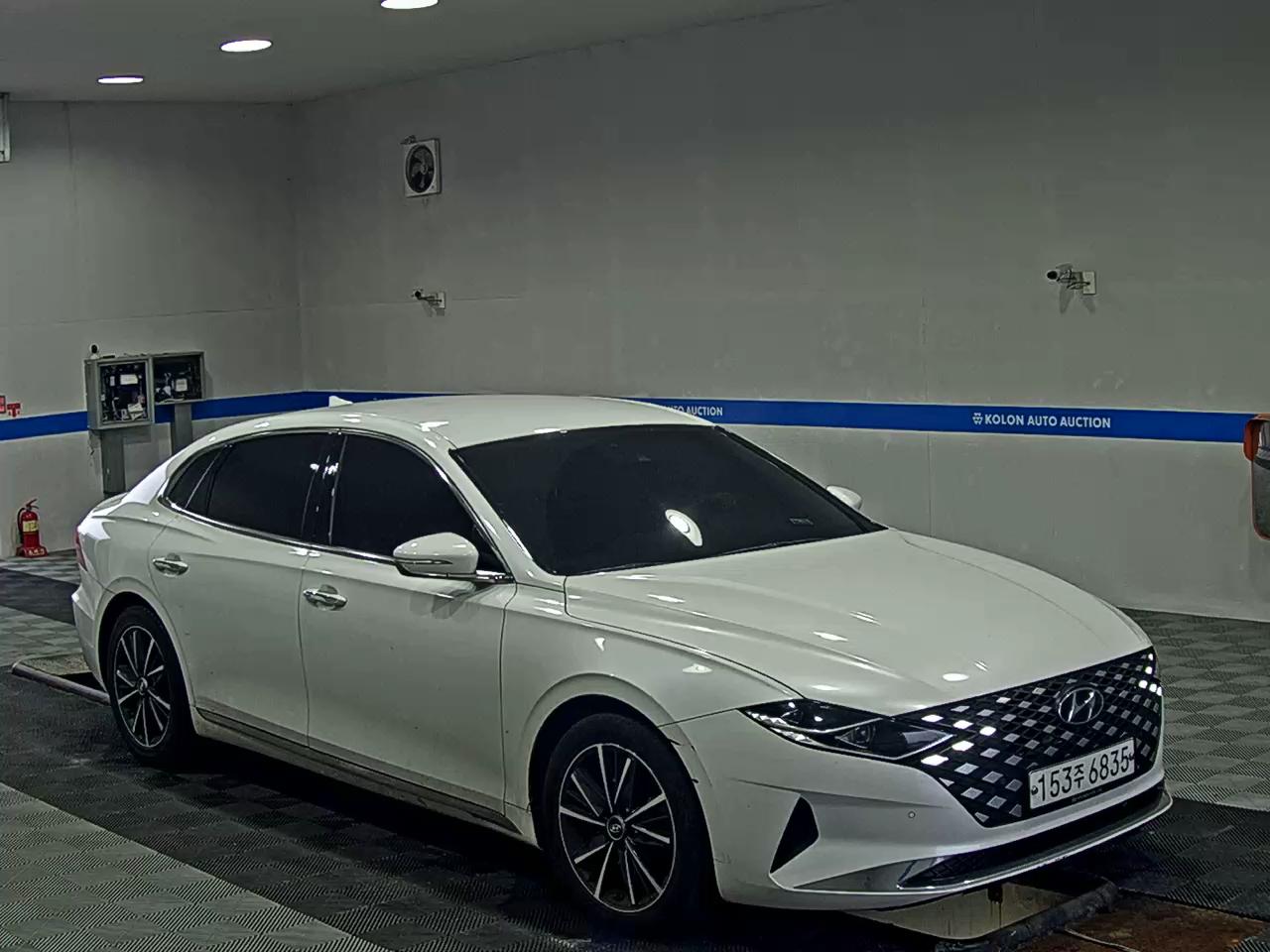 HYUNDAI THE NEW GRANDEUR IG GASOLINE 2.5 PREMIUM CHOICE 2020 - zdjęcie 3