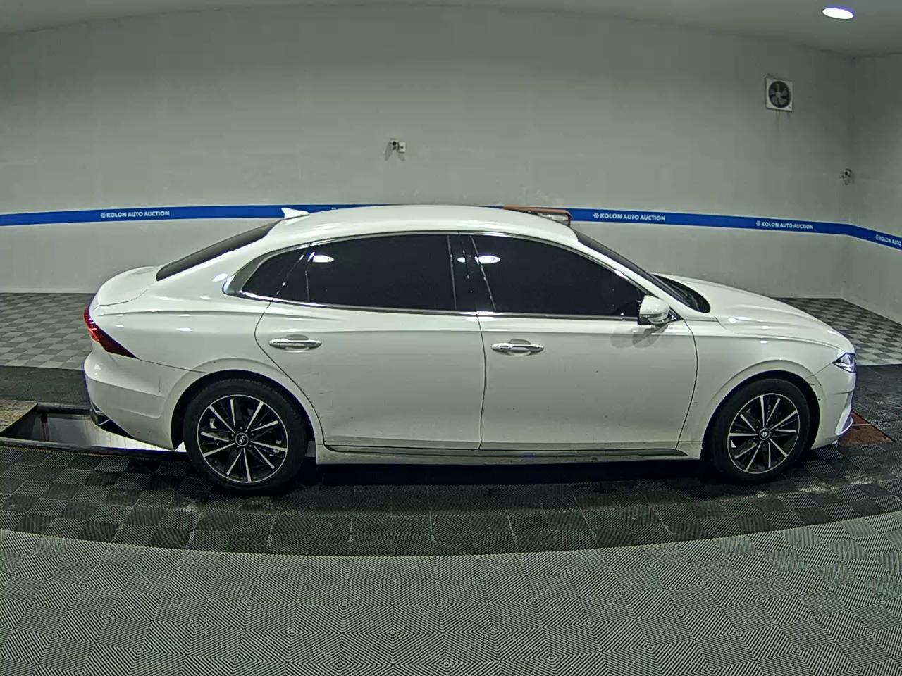 HYUNDAI THE NEW GRANDEUR IG GASOLINE 2.5 PREMIUM CHOICE 2020 - zdjęcie 4