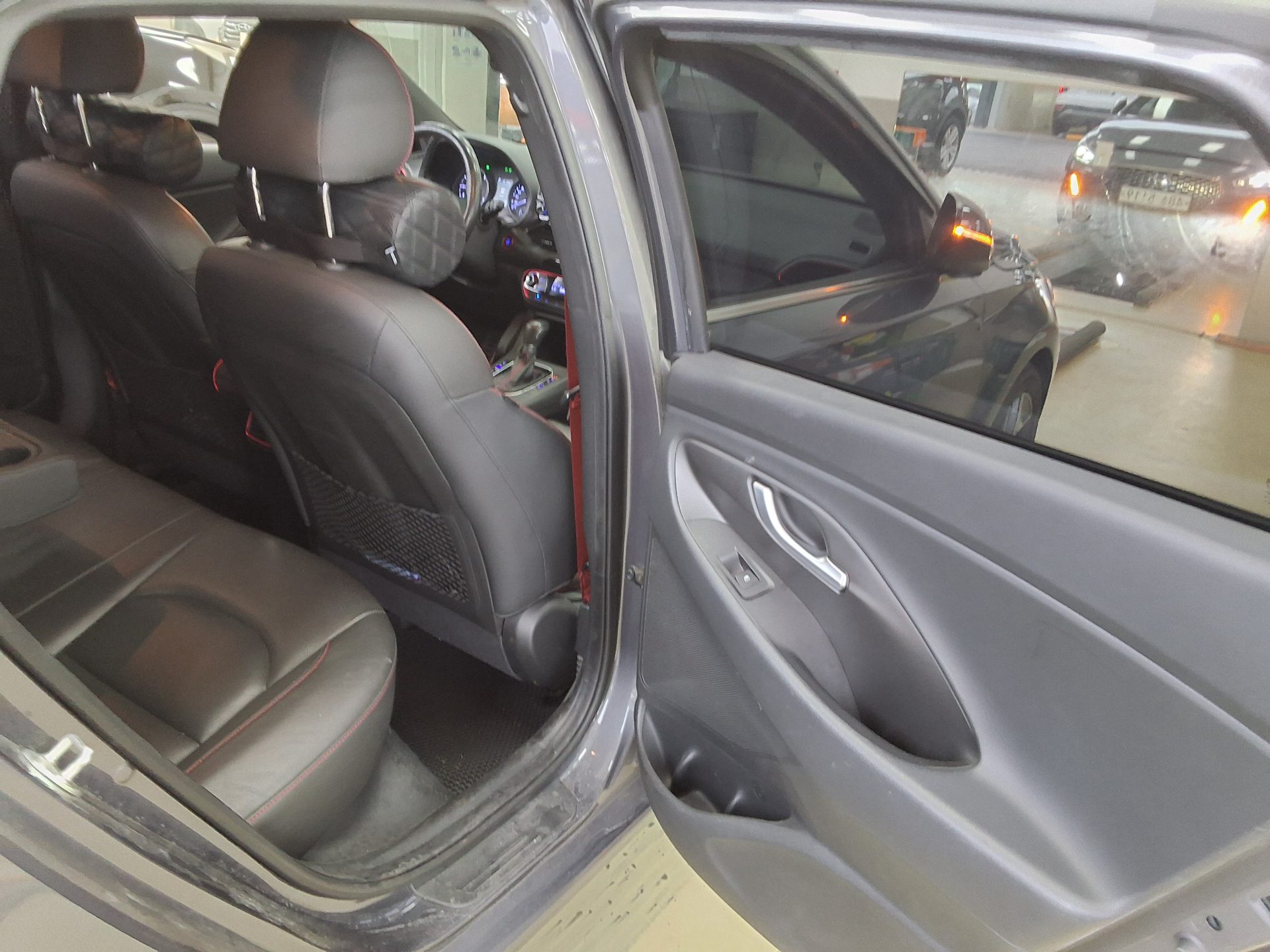 HYUNDAI i30 PD 1.6 TURBO SPORT PREMIUM 2017 - zdjęcie 13