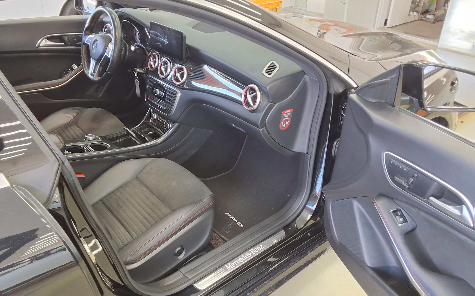 MERCEDES-BENZ CLA-CLASS CLA250 4MATIC 2015 - zdjęcie 14