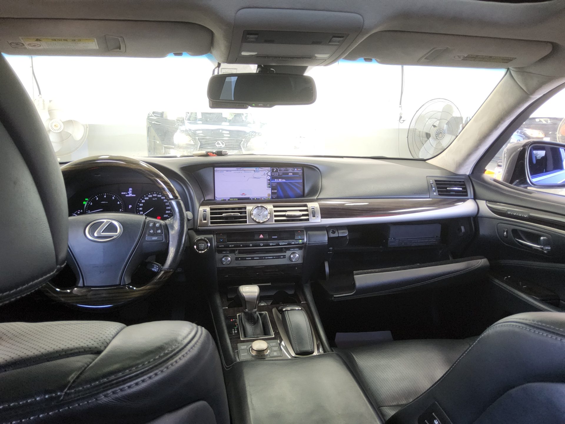 LEXUS LS (4TH GEN) 460 AWD 2013 - zdjęcie 11