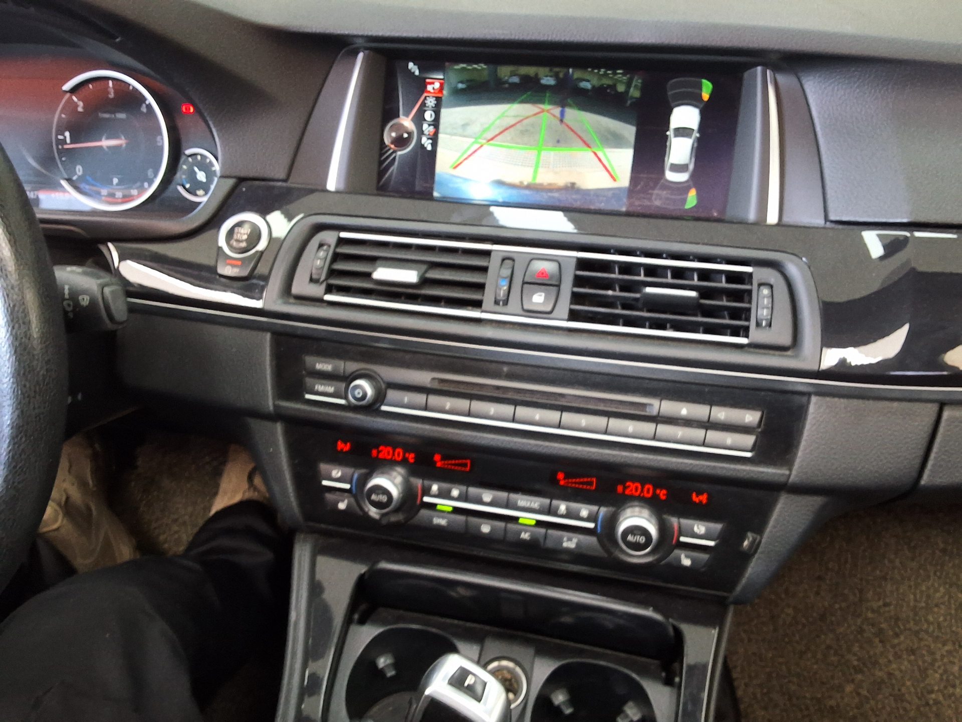 BMW 5 SERIES (6TH GEN) 520d M AERODYNAMIC 2016 - zdjęcie 24