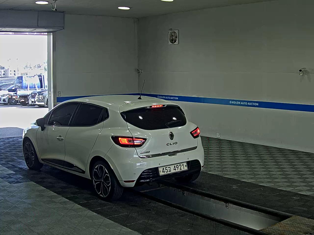 RENAULT (SAMSUNG) CLIO 1.5 DIESEL INTENSE 2019 - zdjęcie 6