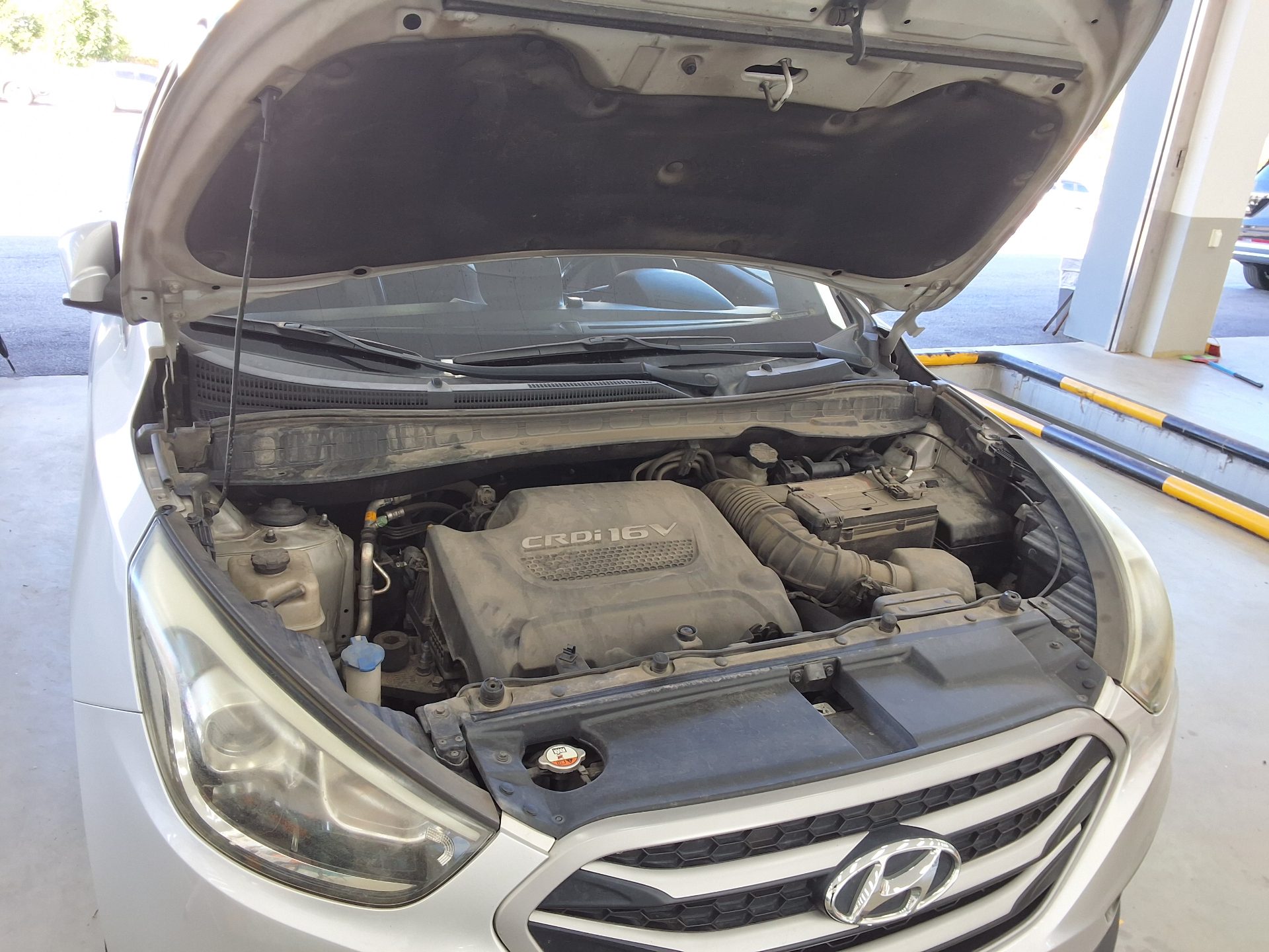 HYUNDAI NEW TUCSON ix DIESEL R2.0 2WD MODERN 2014 - zdjęcie 18