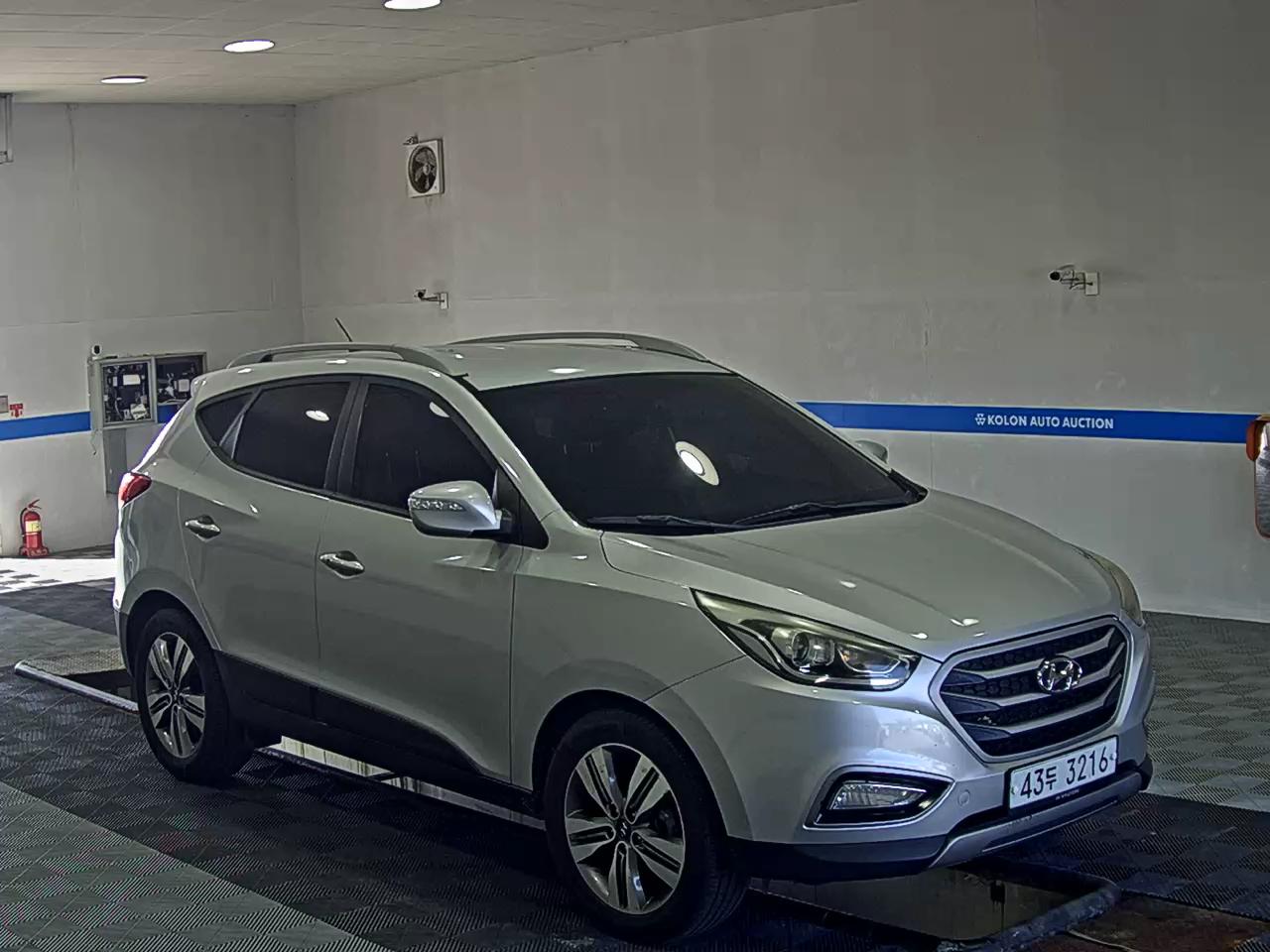 HYUNDAI NEW TUCSON ix DIESEL R2.0 2WD MODERN 2014 - zdjęcie 3