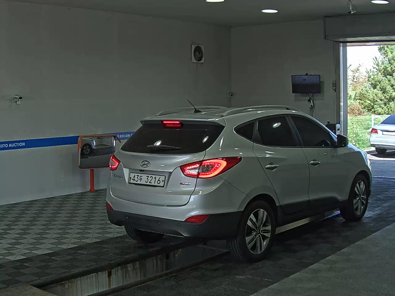 HYUNDAI NEW TUCSON ix DIESEL R2.0 2WD MODERN 2014 - zdjęcie 5