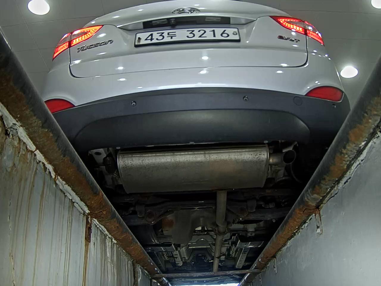 HYUNDAI NEW TUCSON ix DIESEL R2.0 2WD MODERN 2014 - zdjęcie 8