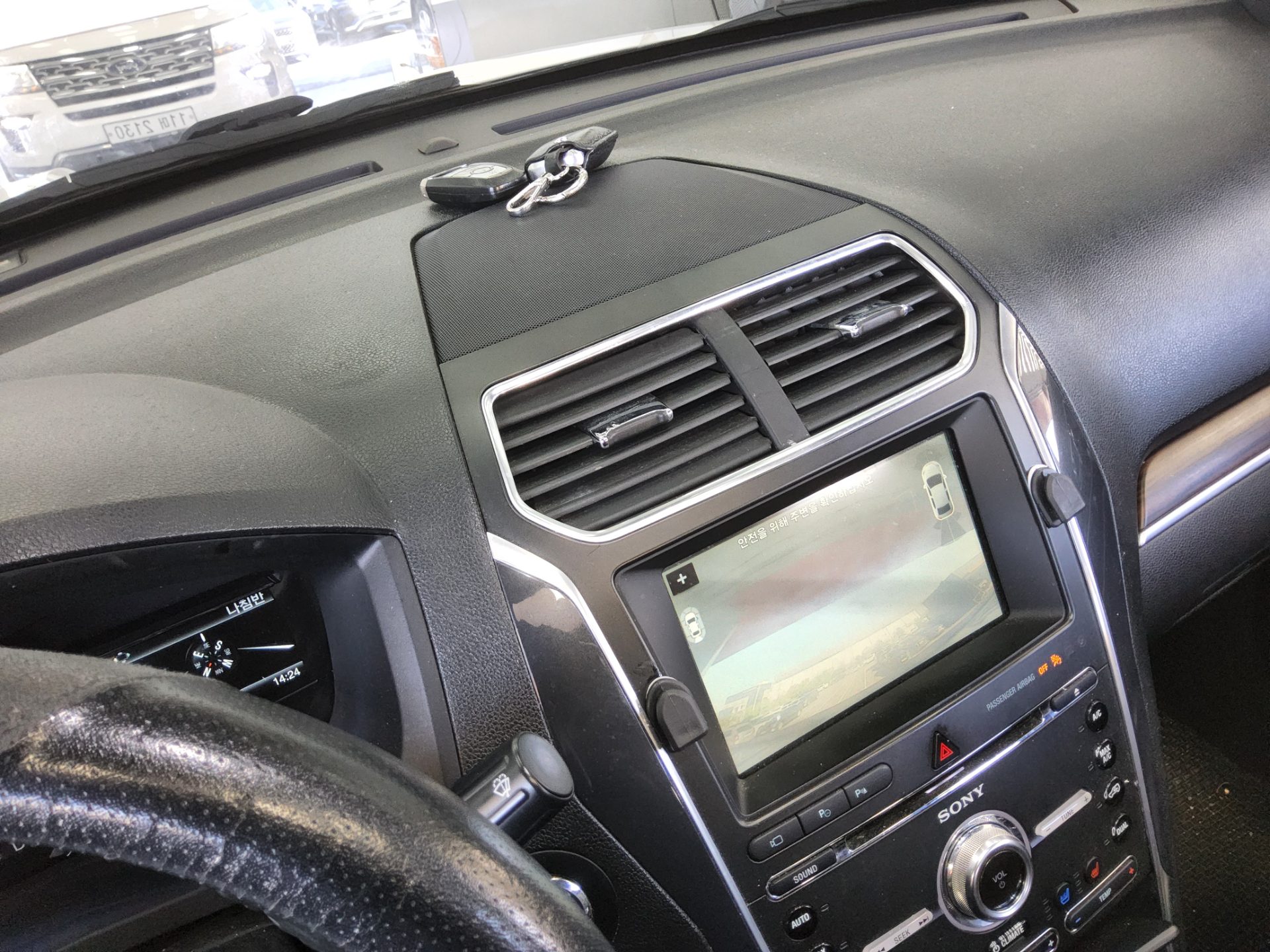 FORD EXPLORER (5TH GEN) 2.3 AWD LIMITED 2018 - zdjęcie 18