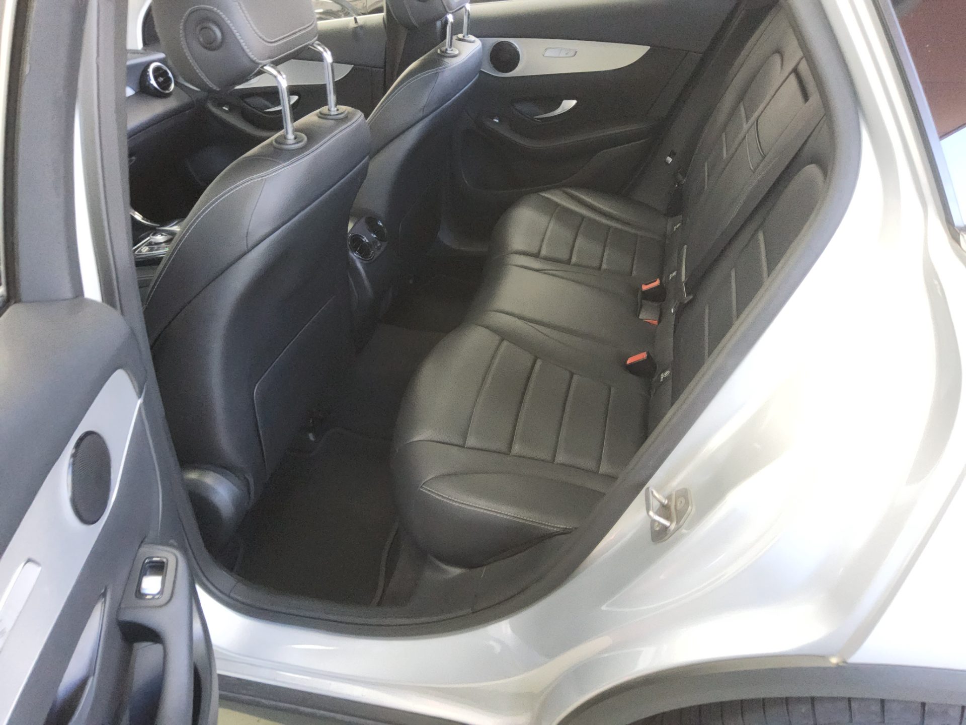 MERCEDES-BENZ GLC-CLASS GLC 220d 4MATIC 2018 - zdjęcie 12