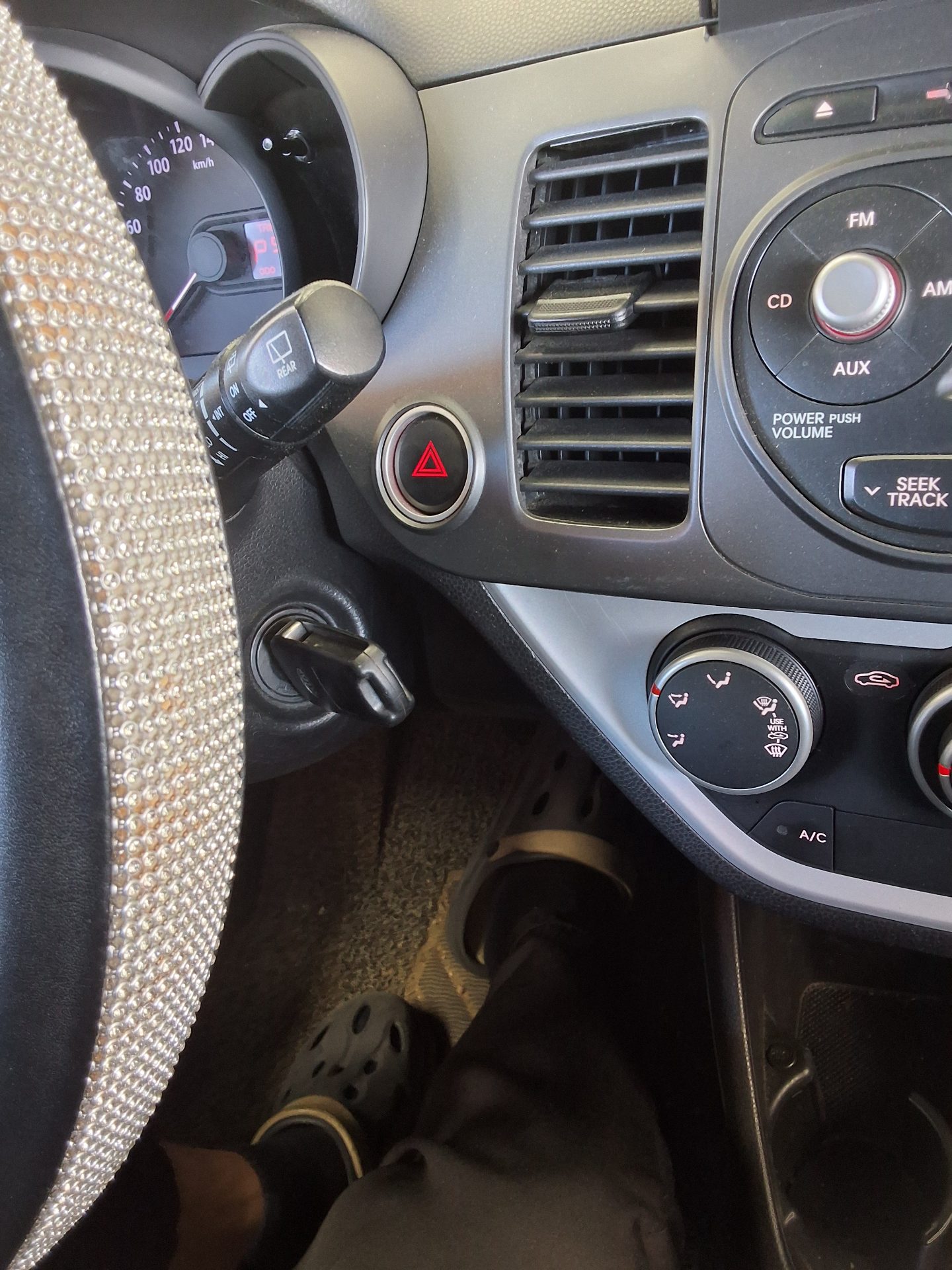 KIA ALL NEW MORNING GASOLINE DELUXE SPECIAL 2012 - zdjęcie 17