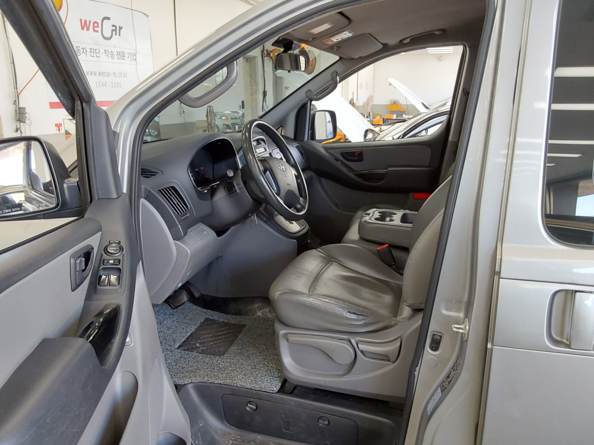 HYUNDAI GRAND STAREX 12-SEATER DIESEL CVX DELUXE 2013 - zdjęcie 10
