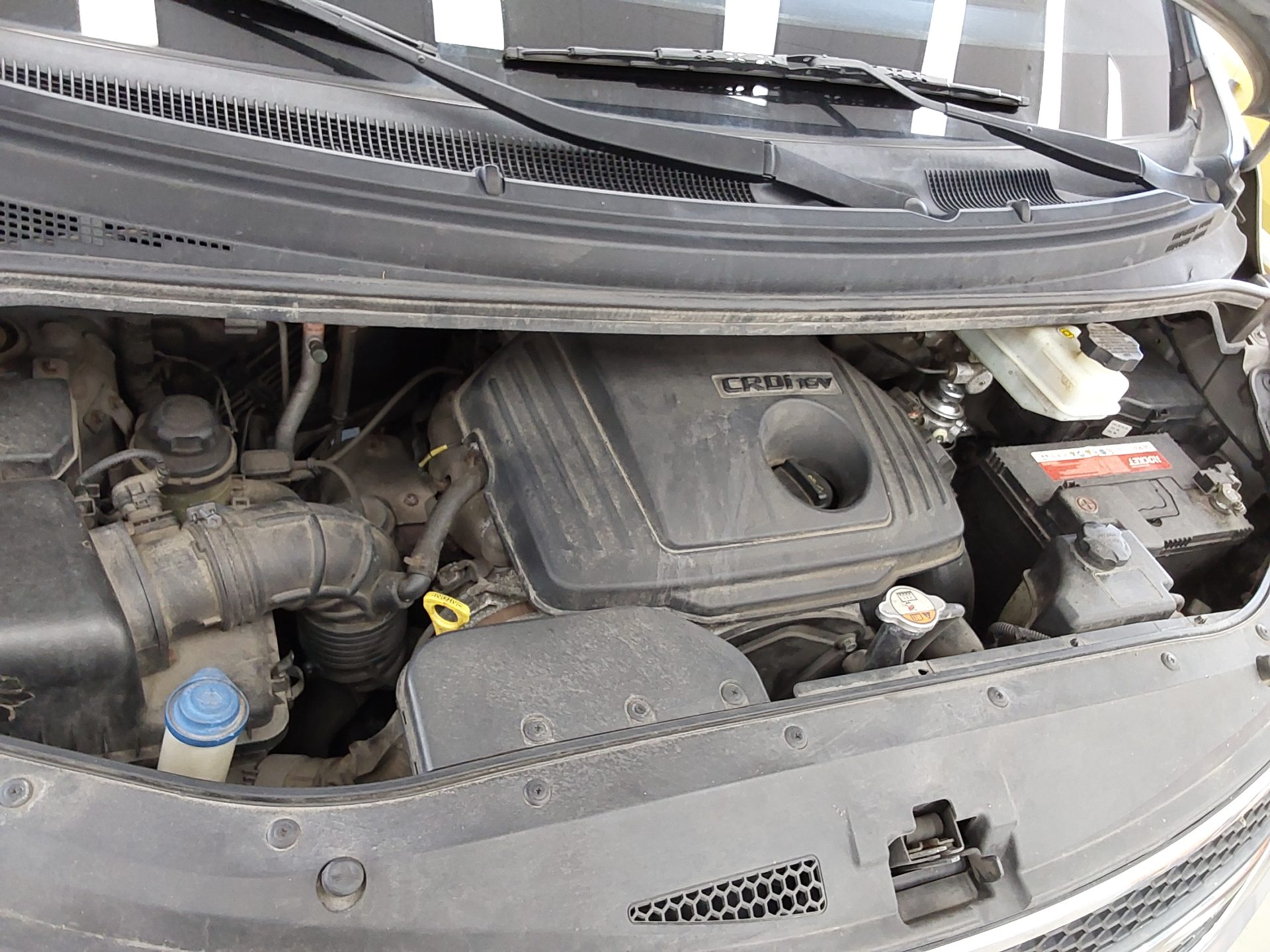 HYUNDAI GRAND STAREX 12-SEATER DIESEL CVX DELUXE 2013 - zdjęcie 18