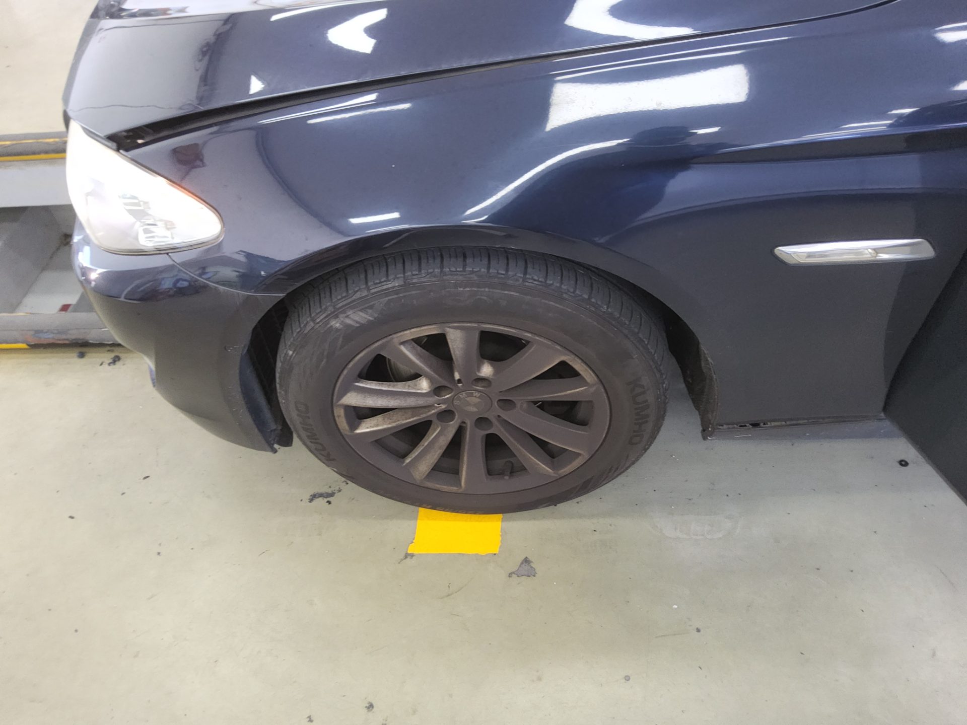 BMW 5 SERIES (6TH GEN) 520d 2013 - zdjęcie 22
