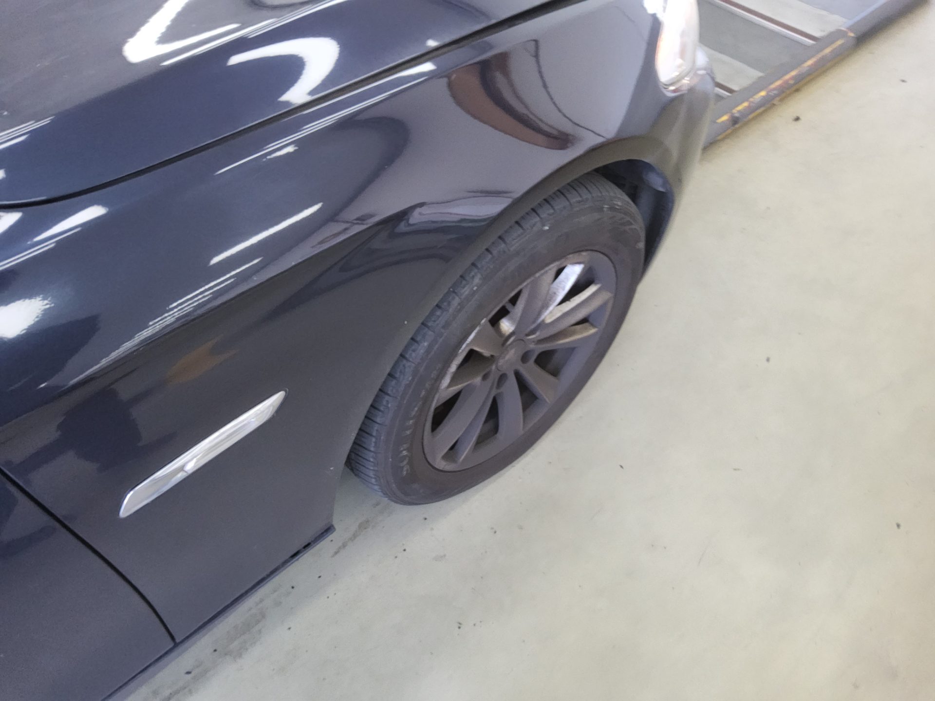 BMW 5 SERIES (6TH GEN) 520d 2013 - zdjęcie 24