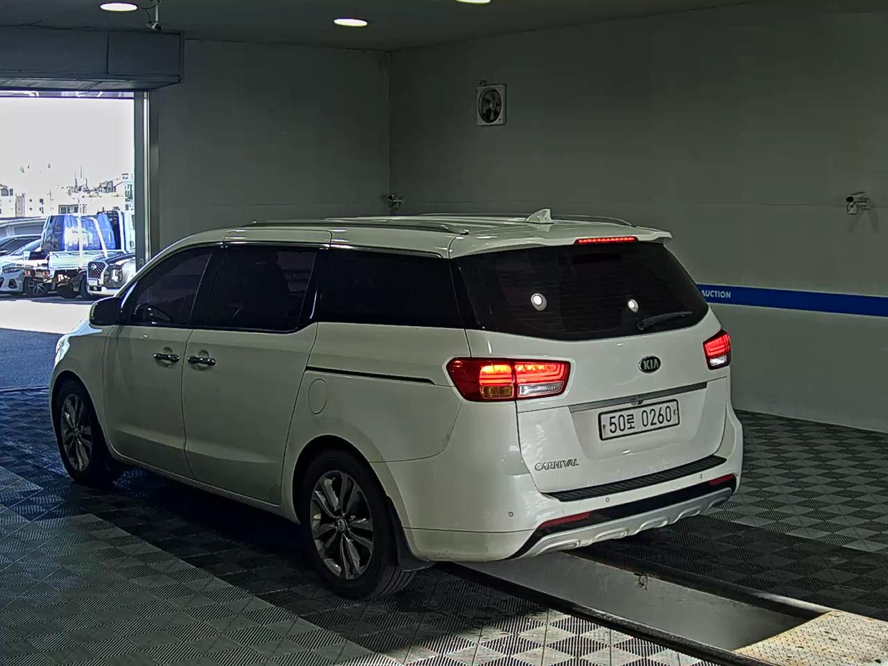 KIA ALL NEW CARNIVAL 9-SEATER DIESEL NOBLESSE 2017 - zdjęcie 6