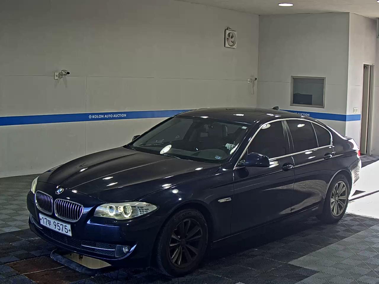 BMW 5 SERIES (6TH GEN) 520d 2013 - zdjęcie 2