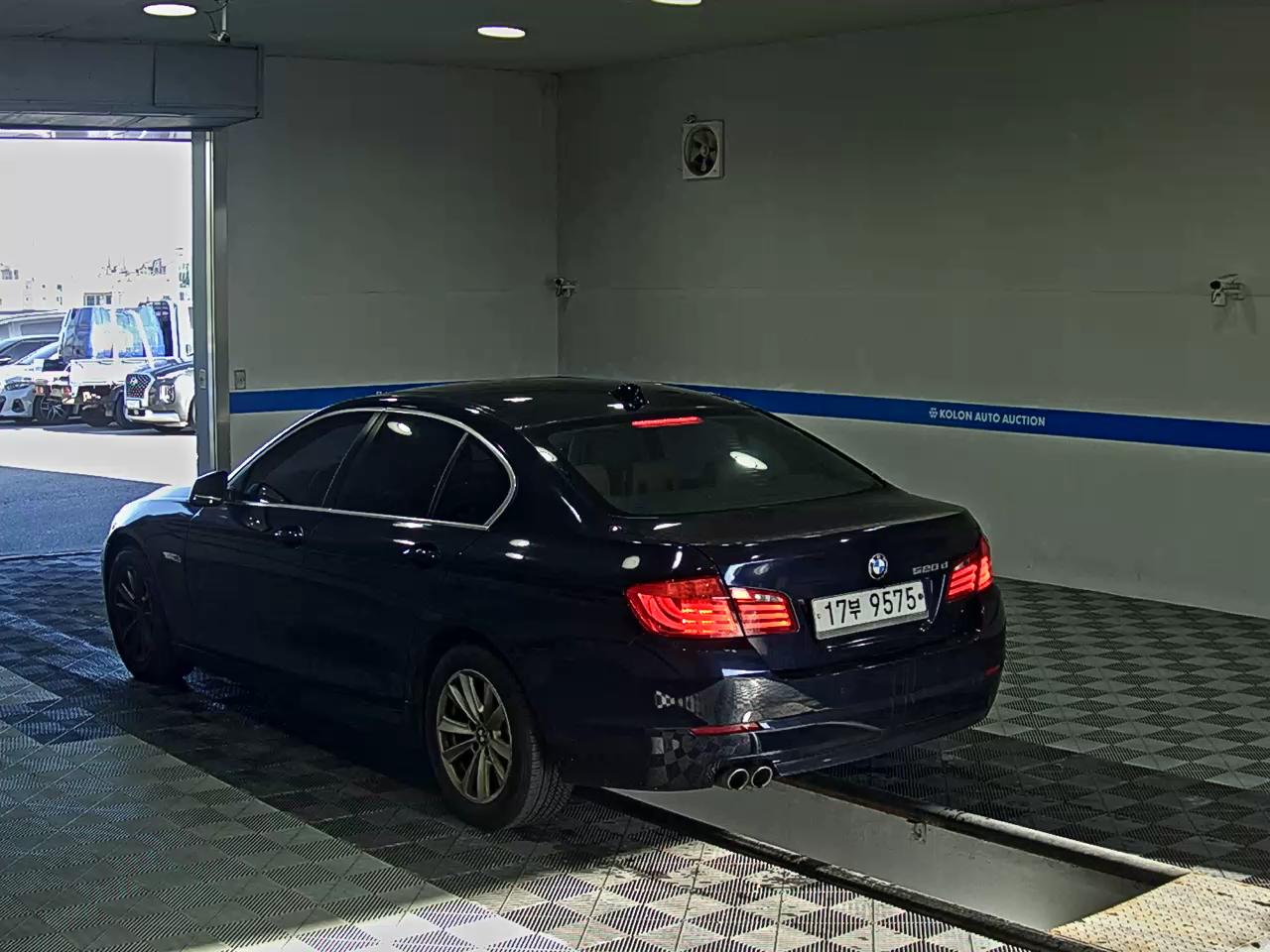 BMW 5 SERIES (6TH GEN) 520d 2013 - zdjęcie 6